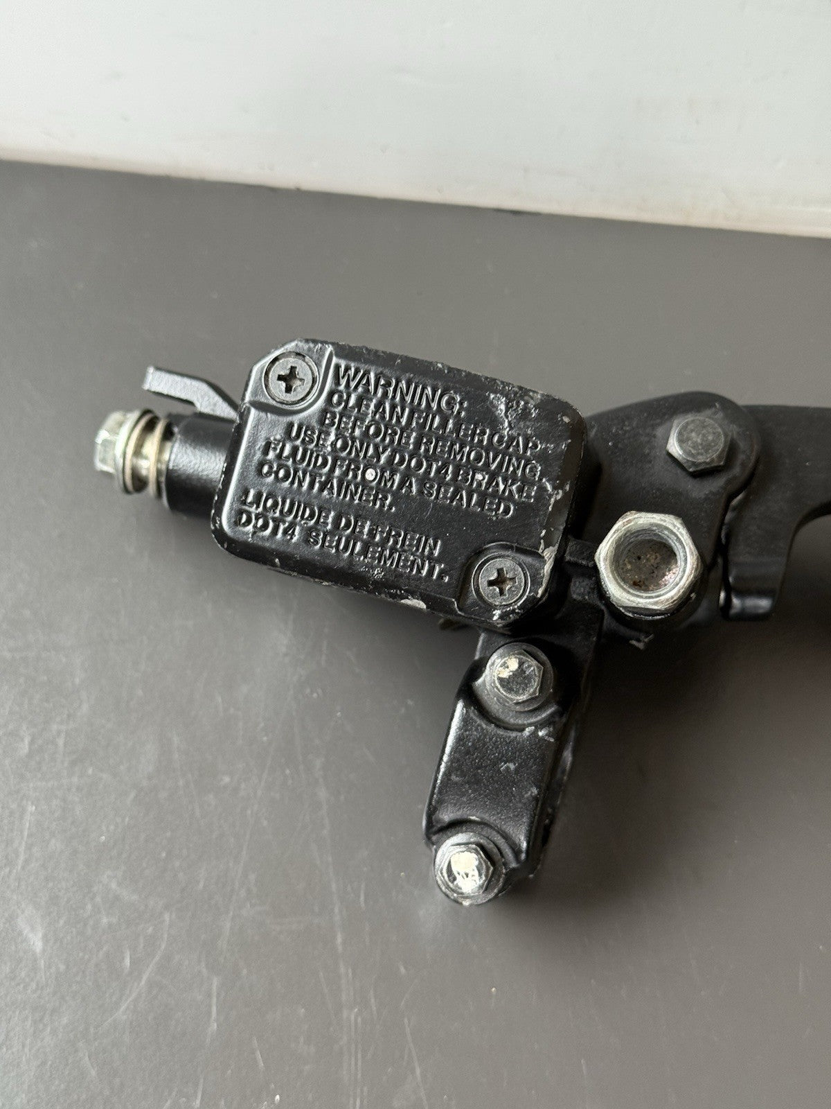 SUZUKI GSXS 125 FRONT BRAKE MASTER CYLINDER 2017-2021 Front Brake Master OEM