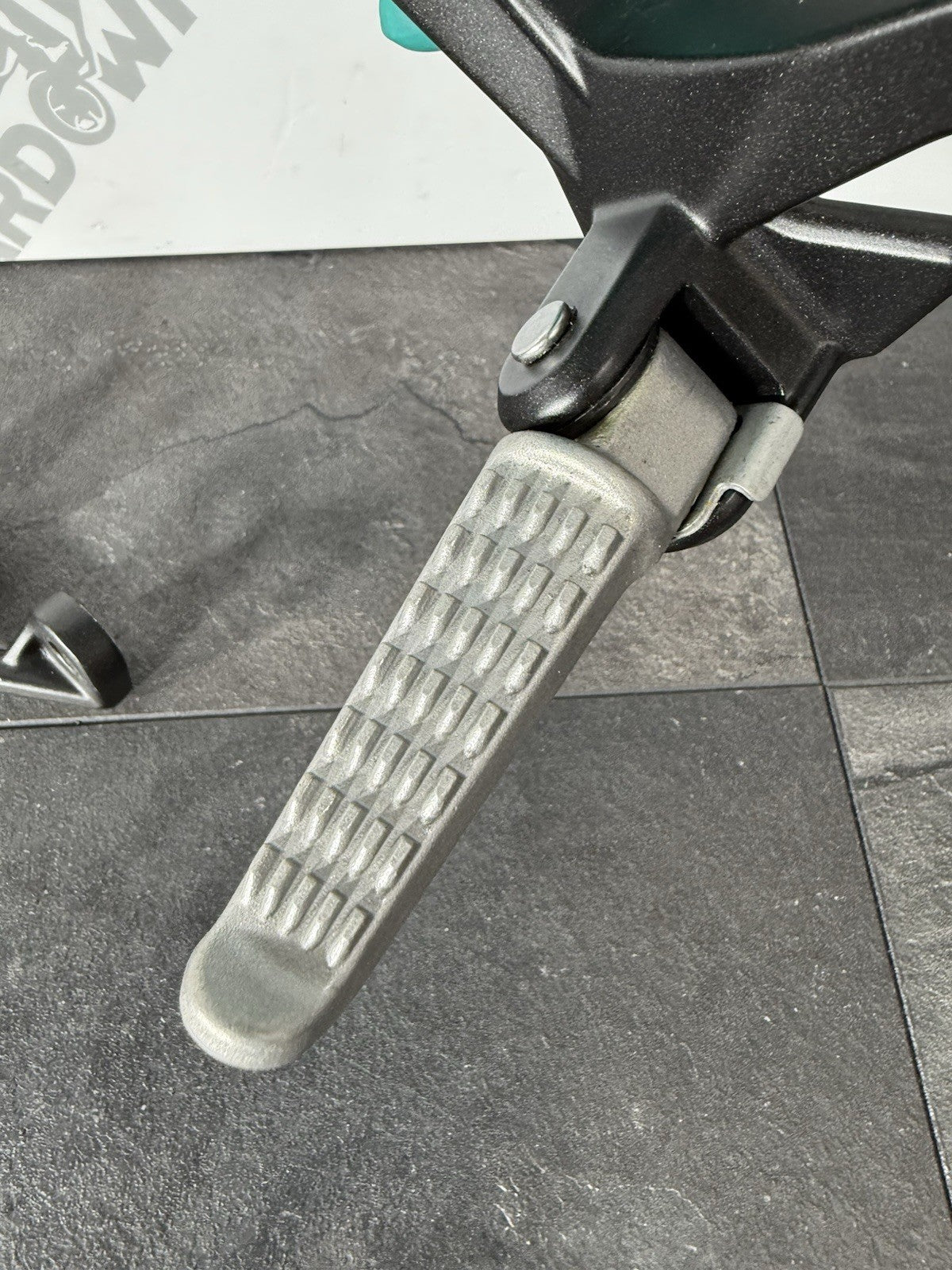 8083439c-dd9a-4c44-8130-5e25f954f5fc