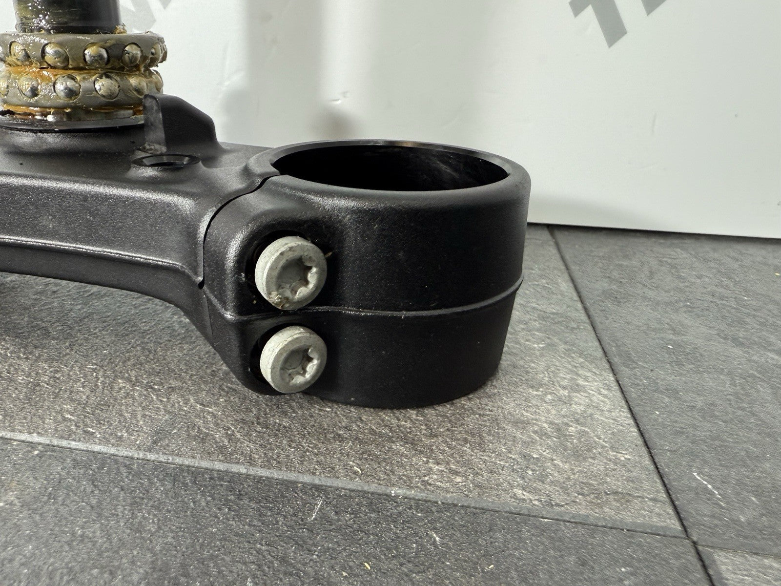 f8182318-efe2-4c69-870a-ede262421c90