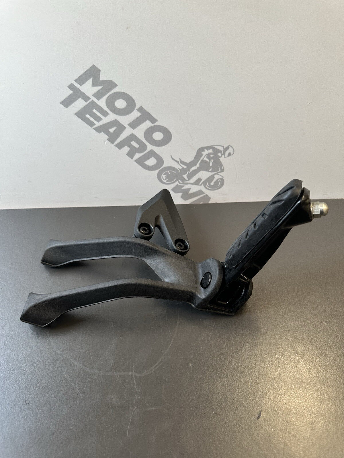 KTM 125 DUKE LEFT PILLION FOOT REST LT Pillion Foot Rest Left Foot hanger OEM