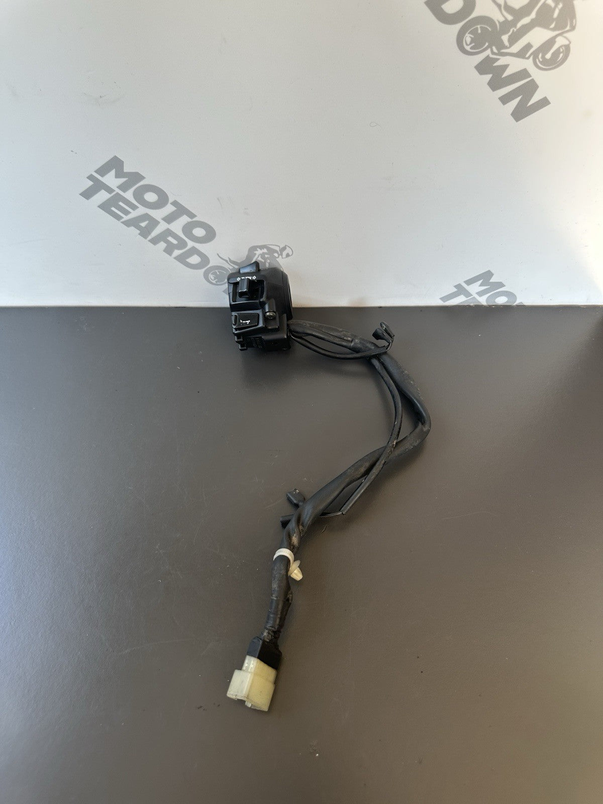 HONDA CBR 1000 Left Hand Switch Gear 2004 RR4 2005 RR5 Honda CBR1000RR LTSwitch
