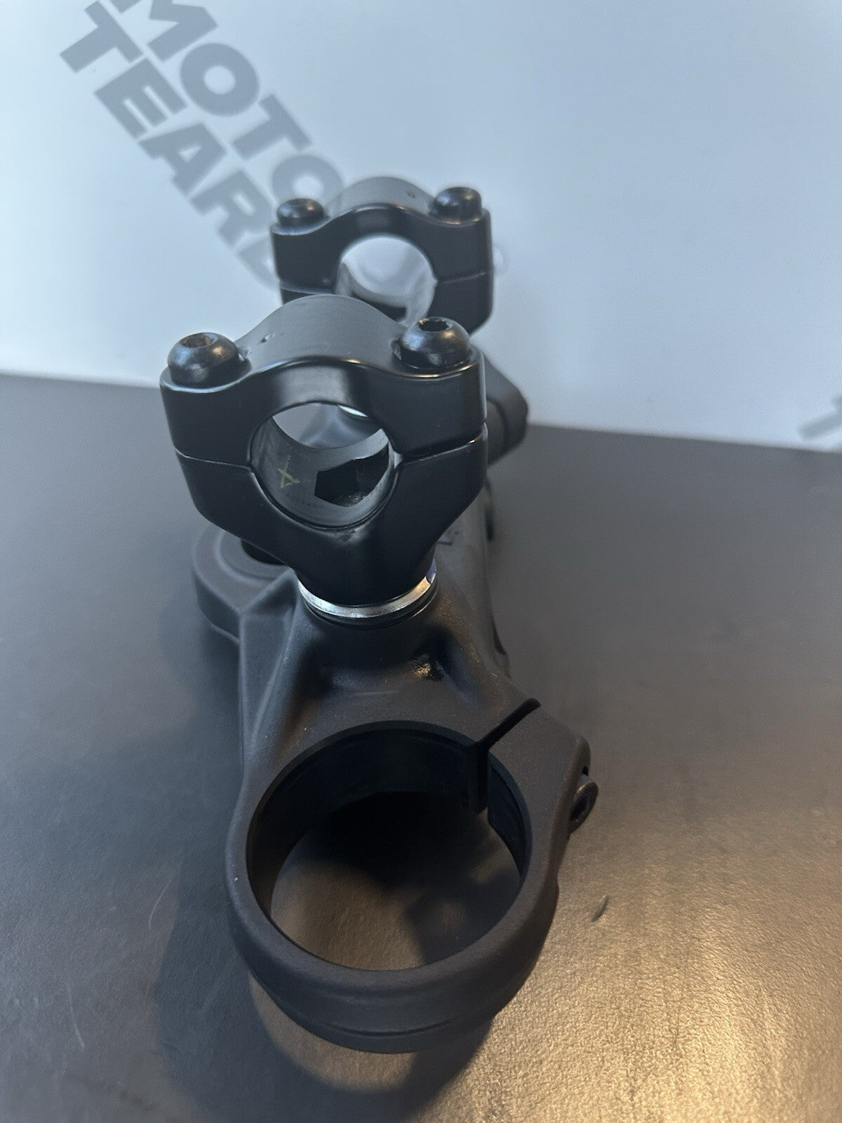 KTM 125 Duke top yoke Top Clamp Upper Yoke Upper Clamp 2024- Only 51 Miles OEM
