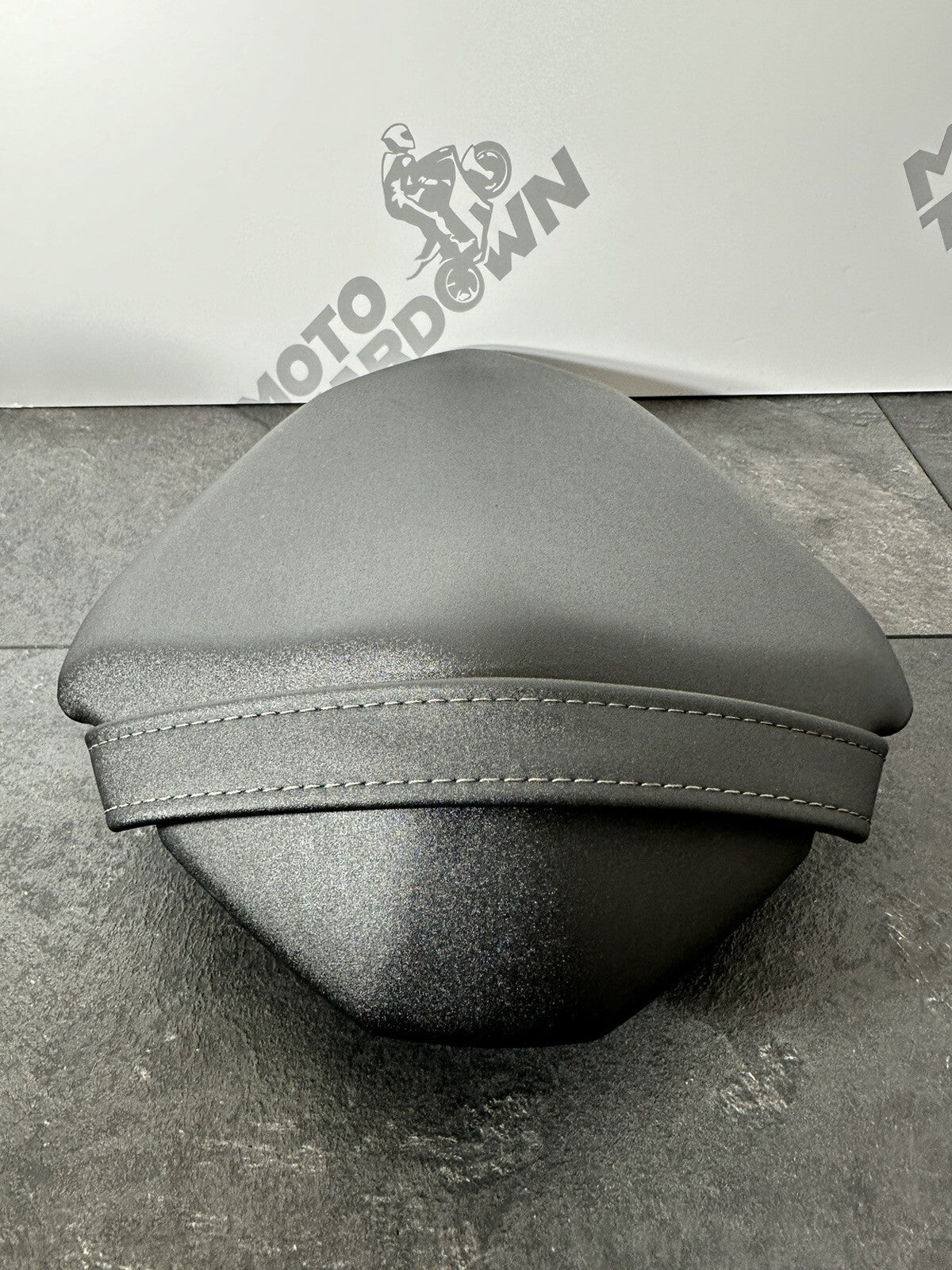 Kawasaki Z800 2016 Pillion Seat Passenger Seat 12691 Miles 2013-2018 OEM Z 800