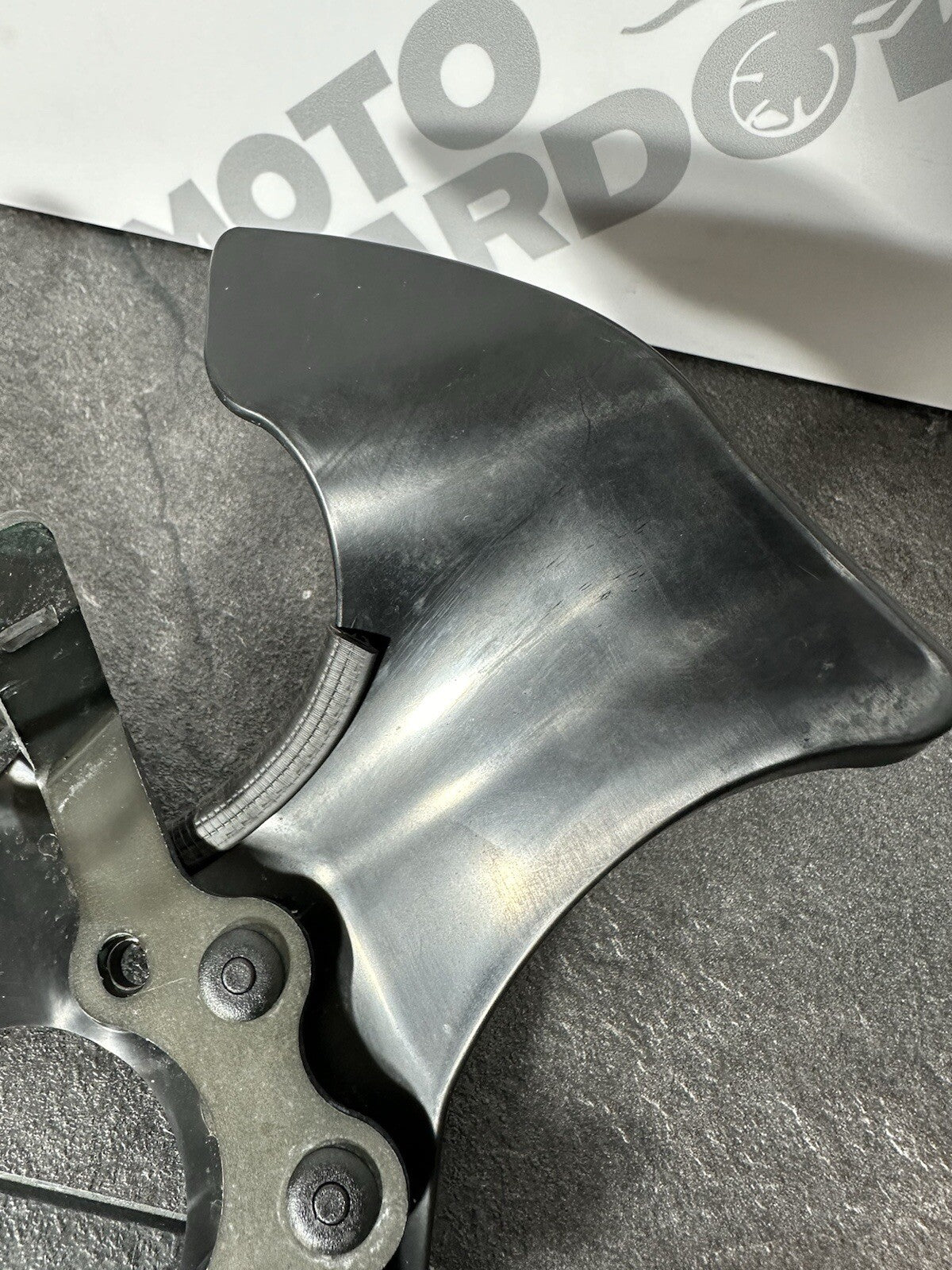 Yamaha R7 690 2024 Lower Yoke Splash Guard Infill Only 1784 Miles 2022 2023 OEM