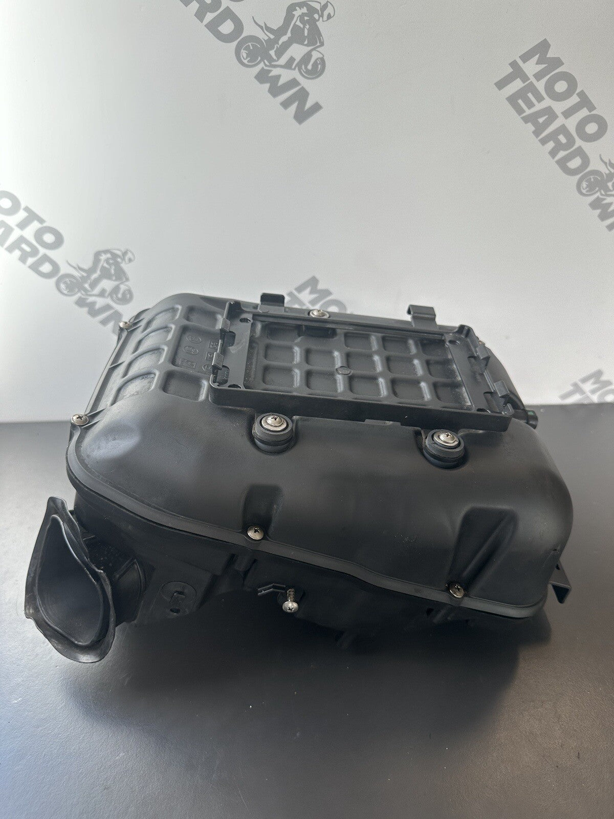APRILIA TUONO V4 1100 FACTORY AIR BOX, Air Box 2017 OEM Air Box And Filter