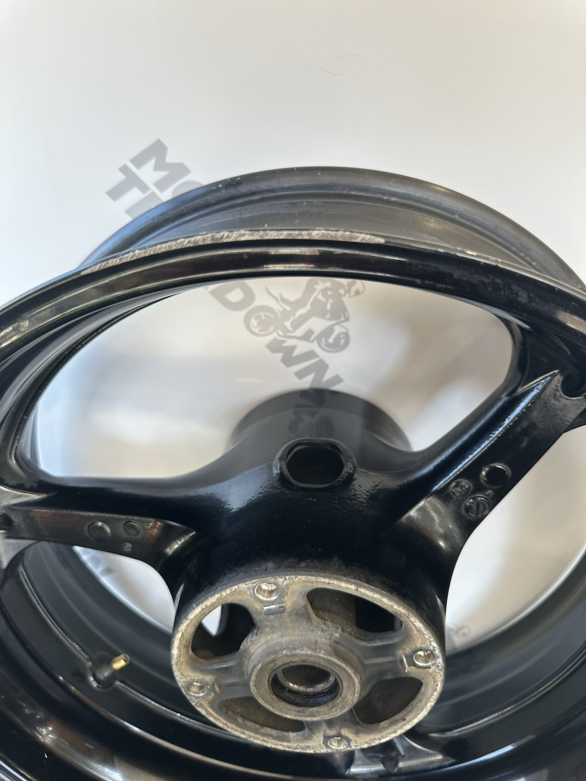 Honda CBR1000RR Rear Wheel Rear Rim 2004 2005 RR4 RR5 CBR1000RR rear Wheel OEM