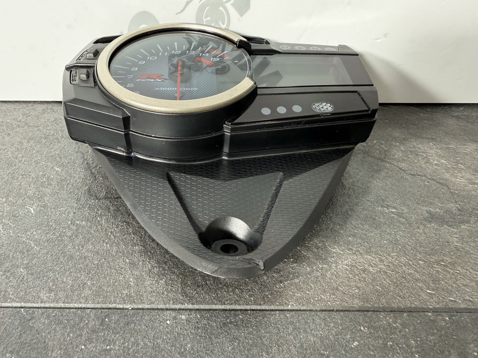 cee2451e-bcd7-4ffe-bce8-725e23c09897