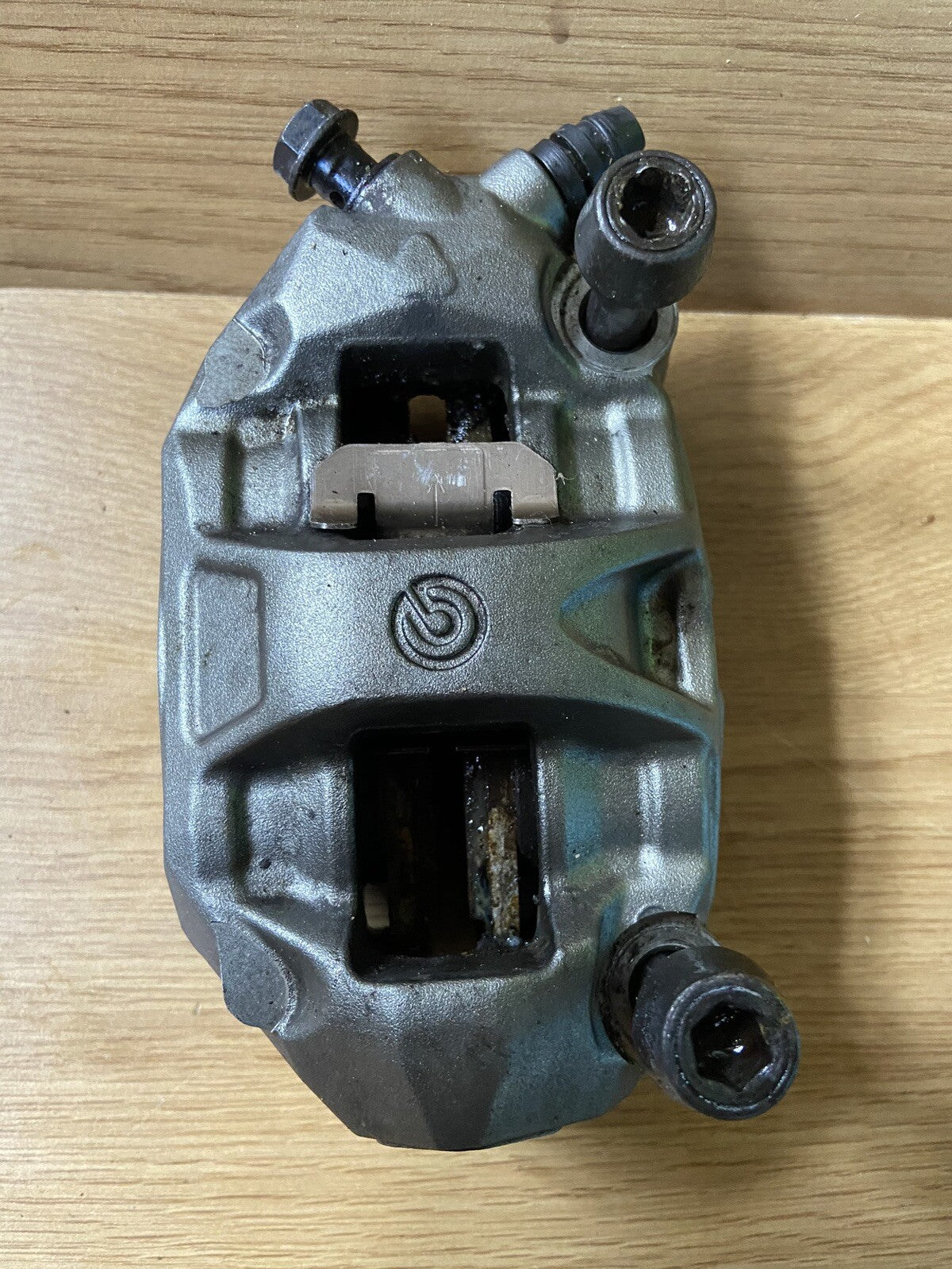 Triumph Street Triple 765 RS BREMBO FRONT BRAKE CALIPERS Brembo Monobloc M50 OEM