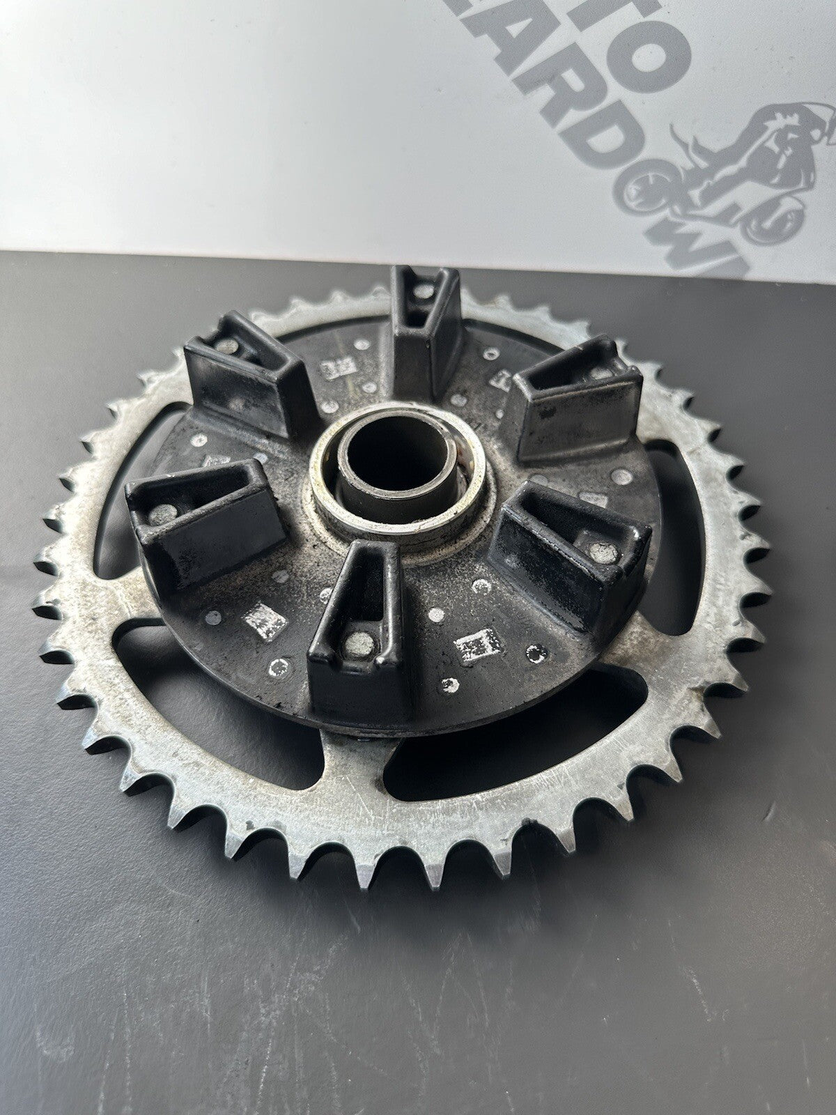 Suzuki GSXR 1000 Gsxr1000 2009 - 2016 Rear Sprocket Hub Carrier CUSH drives OEM