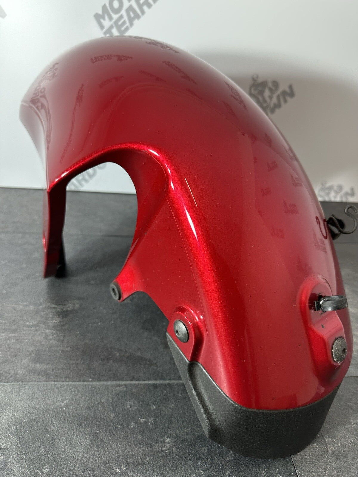 Suzuki GSXR 1300 2016 HAYABUSA Front Mudguard Front Fender 18408 Miles OEM