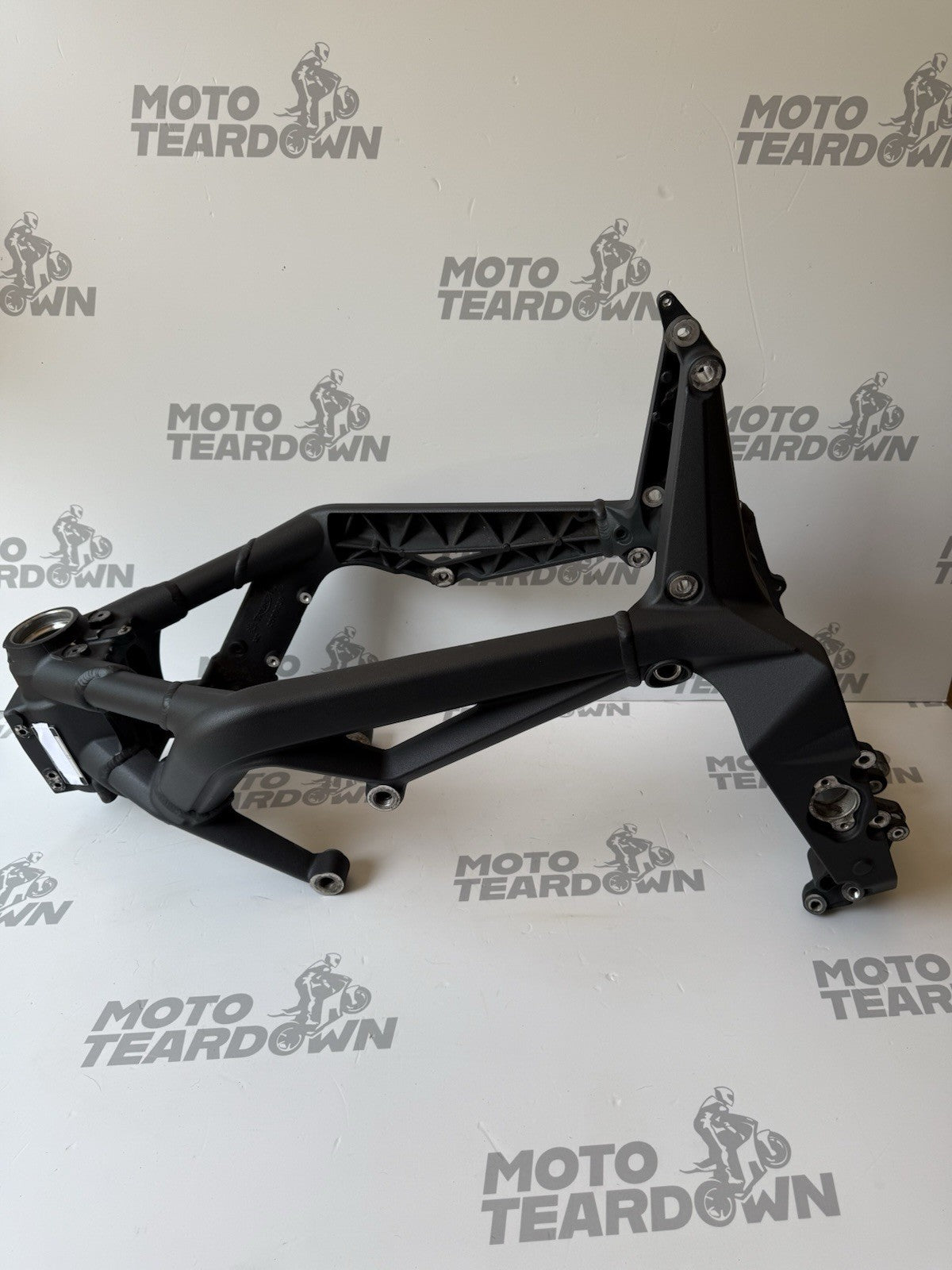Triumph Street Triple 675R Frame Chassis 675R Chassis CAT N OEM READ DESCRIPTION