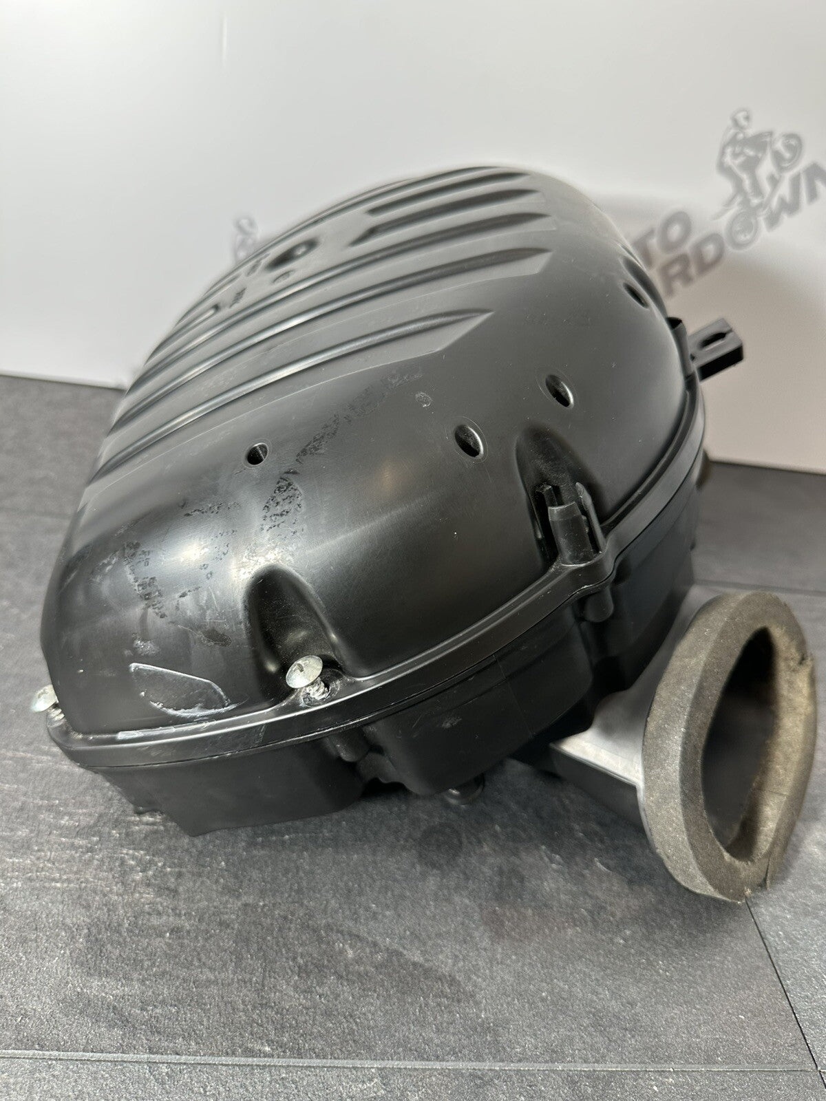 Suzuki GSXR 1000 2014 Air Box Airbox Air Filter Housing 22774 Miles 2009-2016