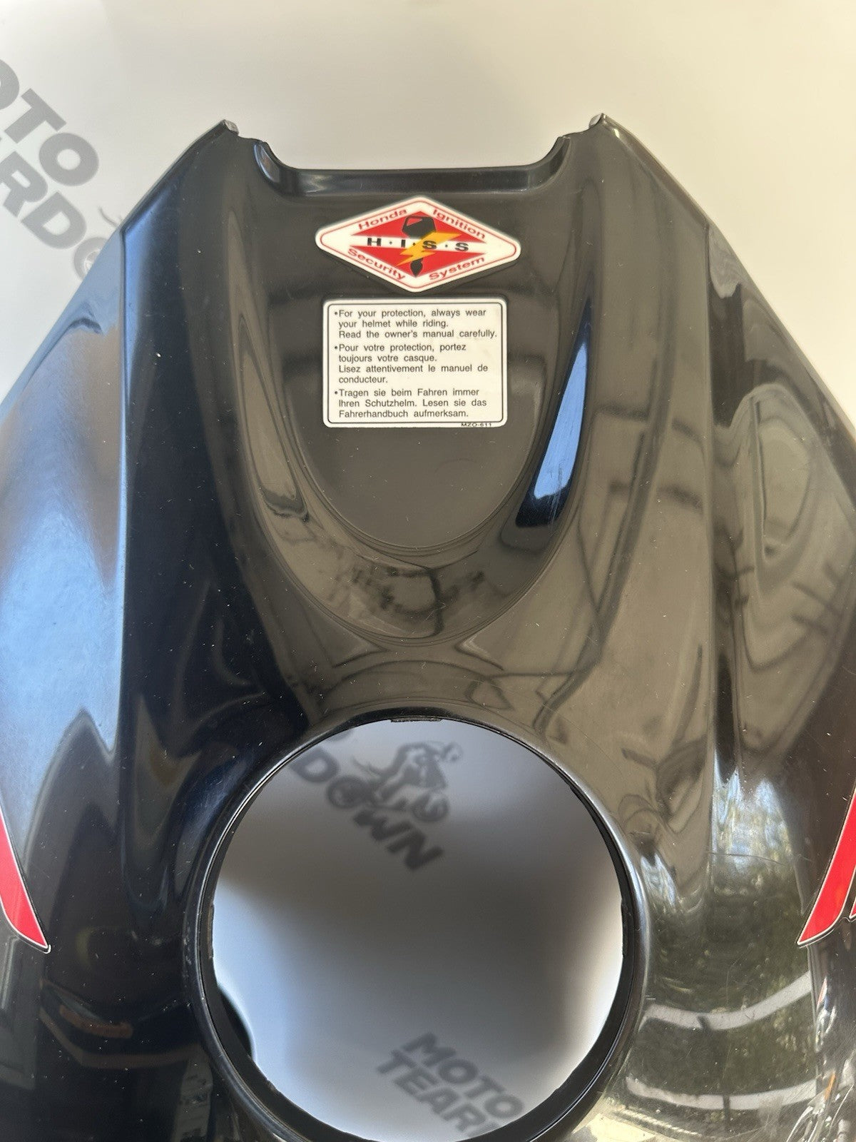 HONDA CBR1000RR Genuine Fuel Petrol Tank Centre Cover Panel Fairing 2004 2005
