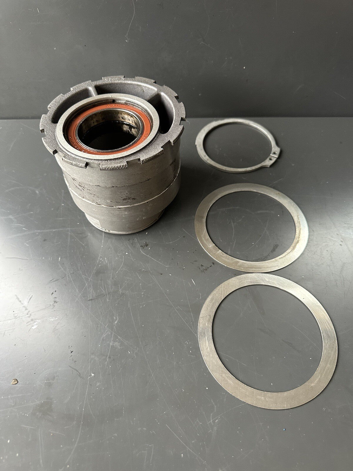 Triumph Speed Triple 1200 RR 2022 rear eccentric drive hub