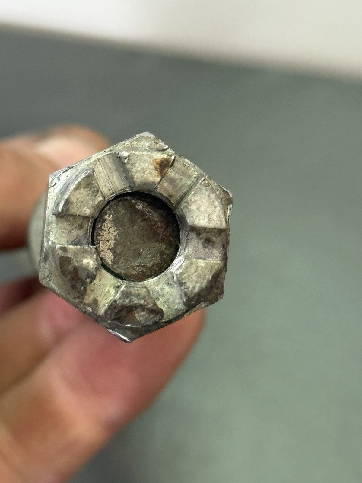 e7b4e0b9-713c-42d5-9c33-1b56459808a6