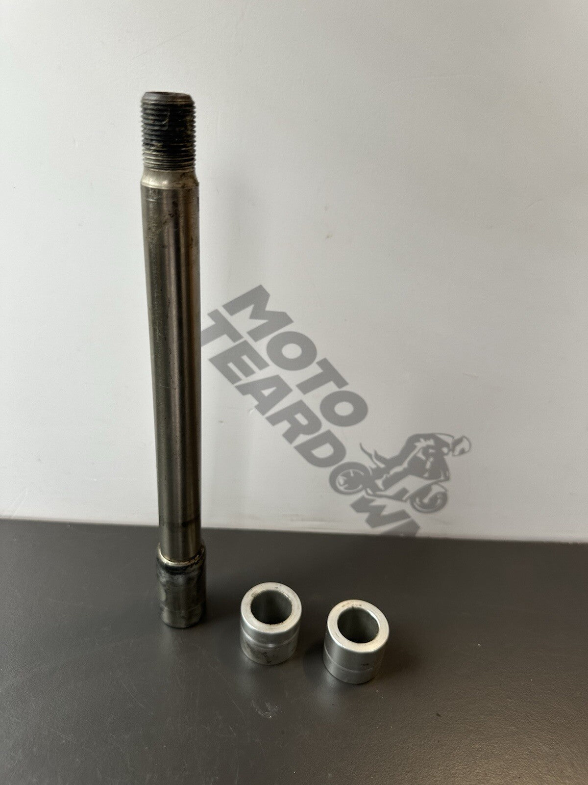 TRIUMPH STREET TRIPLE 765S 765RS 765 FRONT WHEEL SPINDLE FRONT AXLE 2017-2019