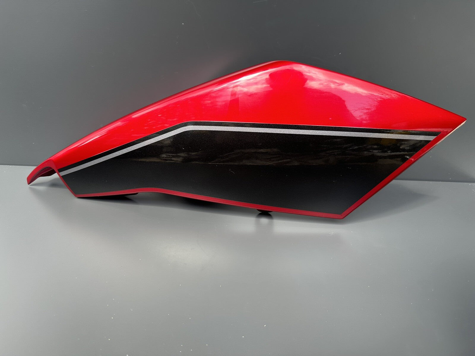 Triumph Speed Triple 1200 RR 2022 Right Red Tail Cover Fairing Cowl T2310129 OEM