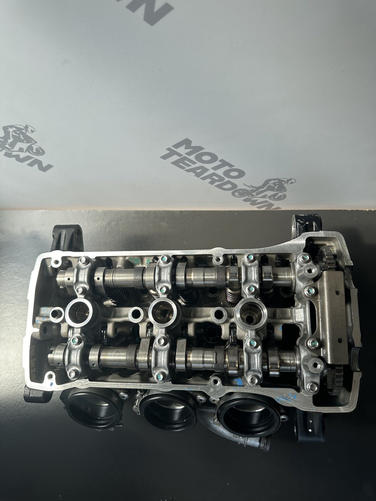 Triumph Speed Triple 1200 RR 2022 Engine Cylinder Head READ DESCRIPTION OEM