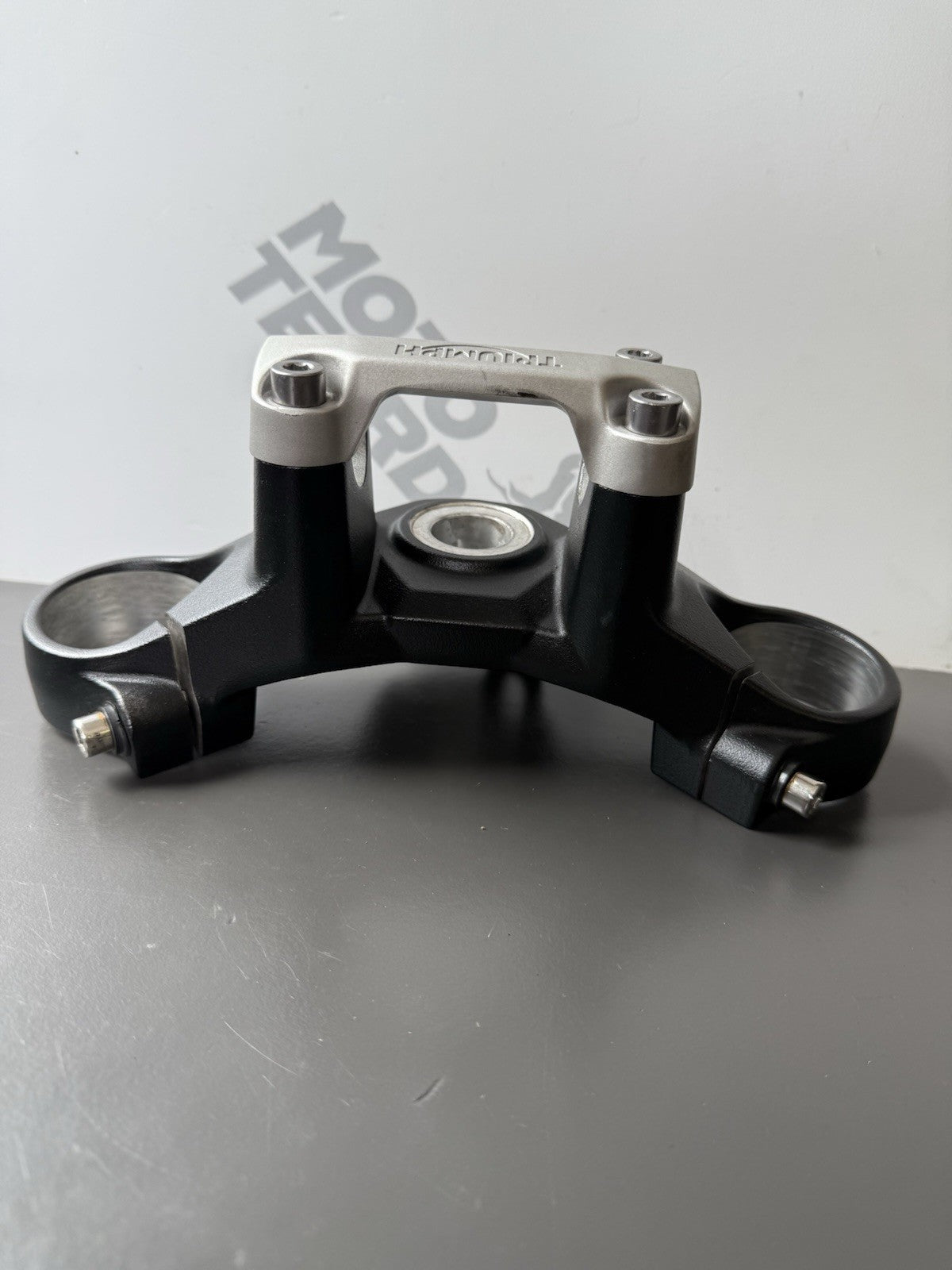 Triumph Trident 660 Top Yoke & Risers Clamps T2043132 Trident 660 2021-2024 OEM