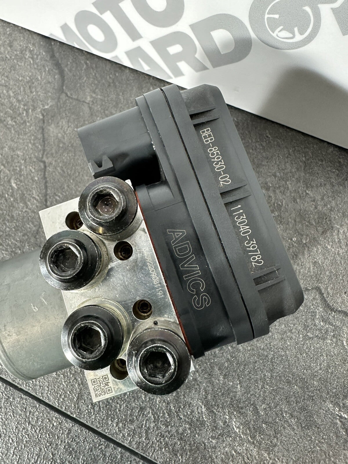 Yamaha R7 690 2024 ABS Pump Brake Actuator ADVICS 1784 Miles 2022 2023 OEM