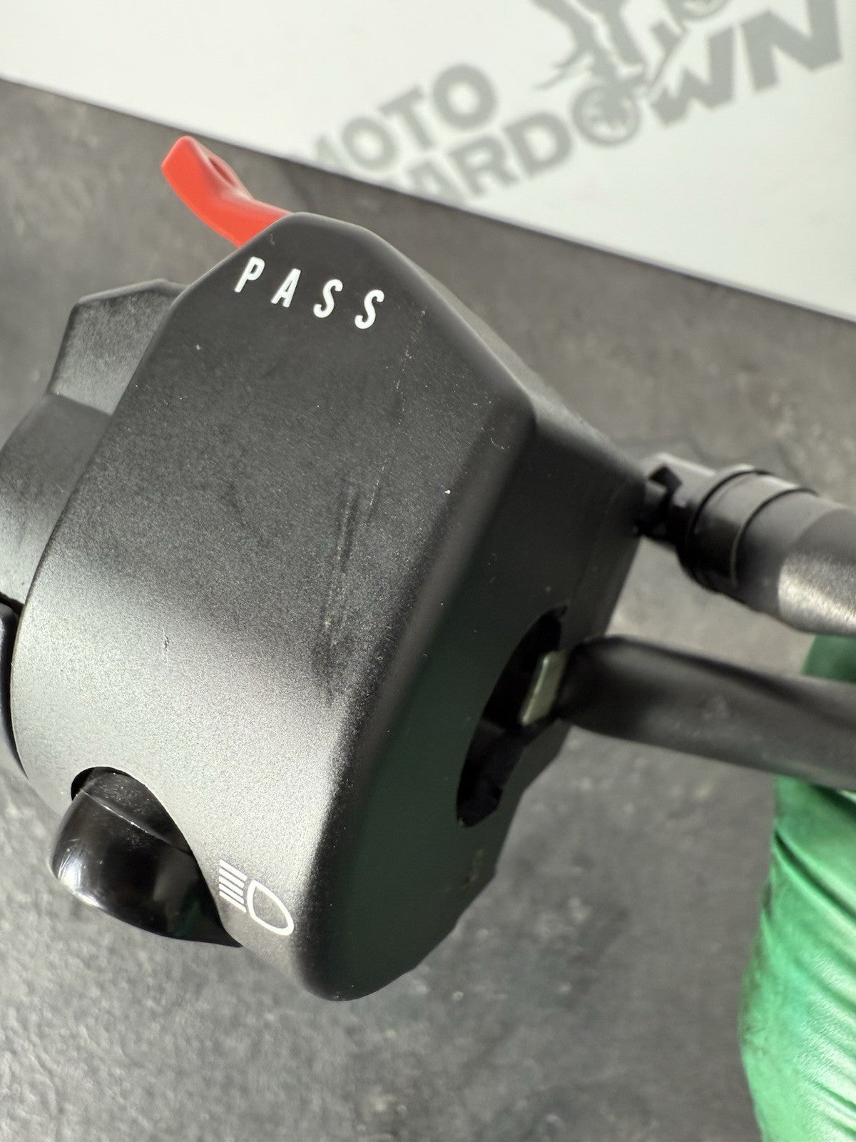 b02d44f9-0f26-498f-810d-23ad1b96d241