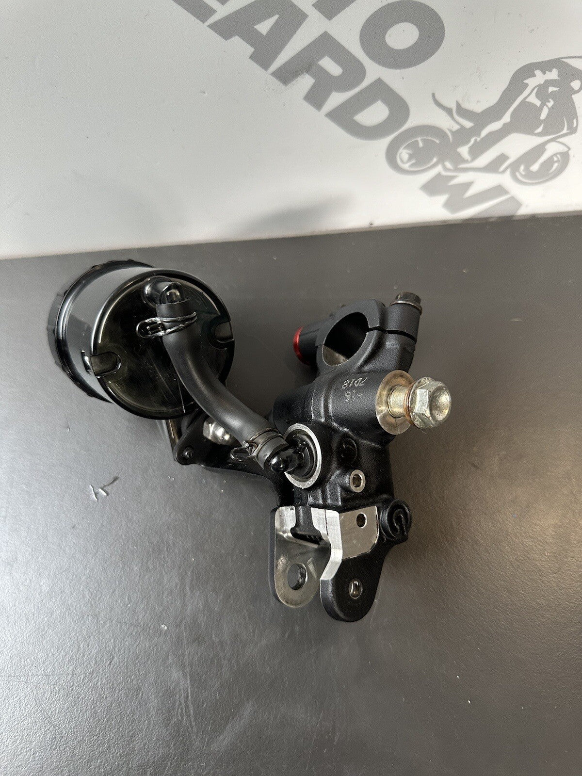 Aprilia Tuono V4 1100 Factory 2017 BREMBO Brake Mastercylinder 9105 Miles RSV4