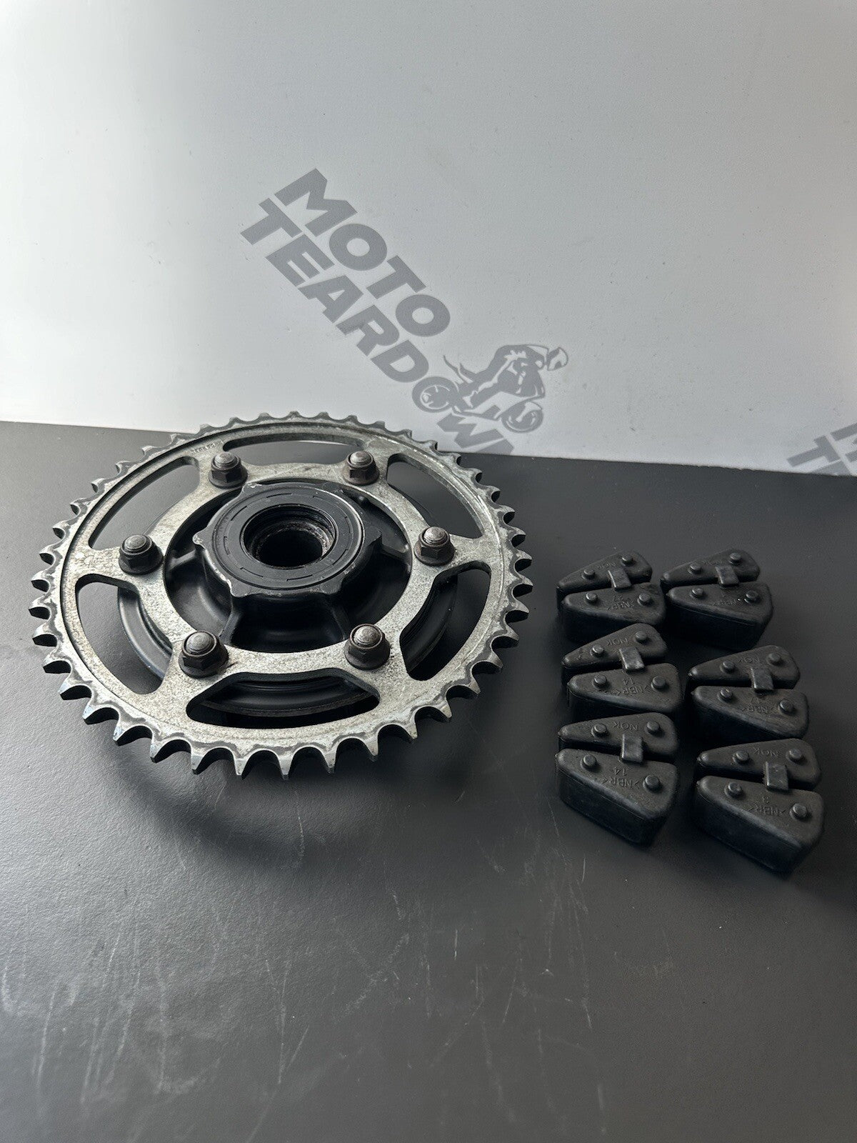 Suzuki GSXR 1000 Gsxr1000 2009 - 2016 Rear Sprocket Hub Carrier CUSH drives OEM