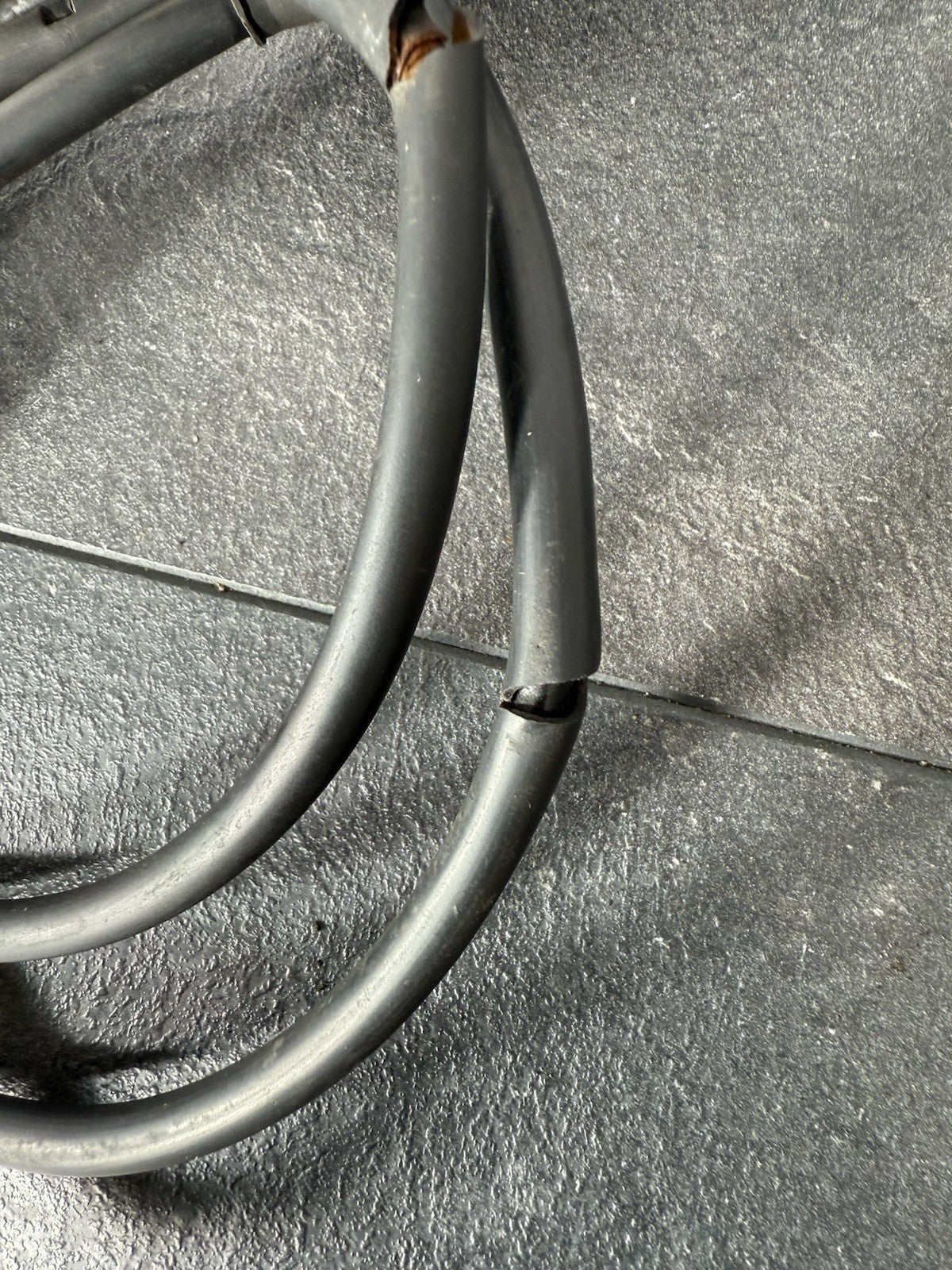 e7088a87-23a4-4c2e-a6e2-a2e2b1a02d05