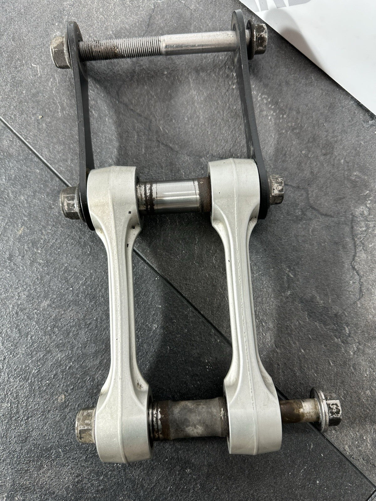 Triumph TIGER 900 GT PRO 2022 Shock Linkage Dog Bone 6337 Miles 2020-2023 OEM