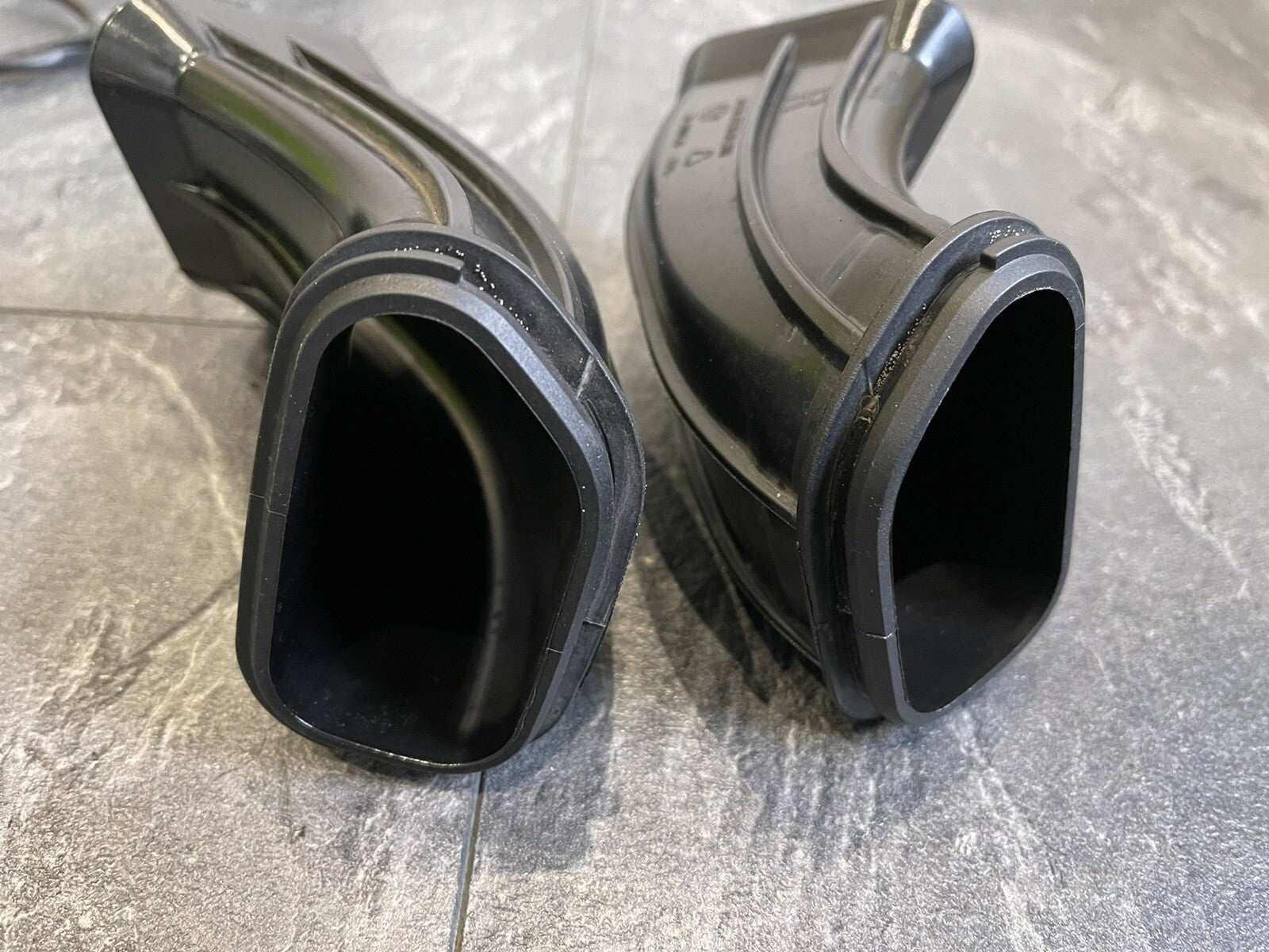 KTM Superduke R 1290 2020-2022 Air Intake Scoops Frame Duct Only 7179 Miles OEM