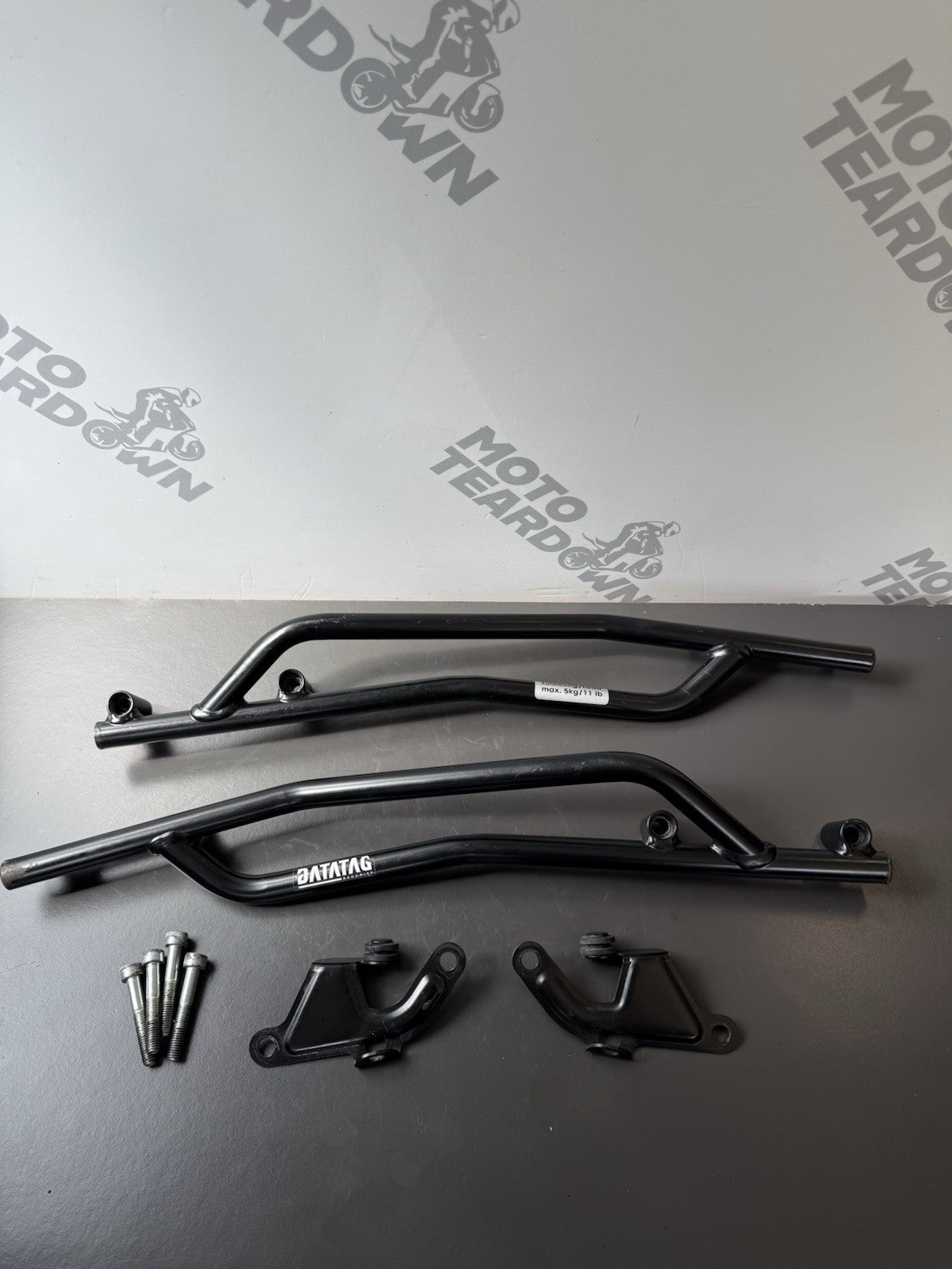 TRIUMPH TRIDENT 660 Top Case Carrier Luggage Plate Rear Rack Arms 2021-2024