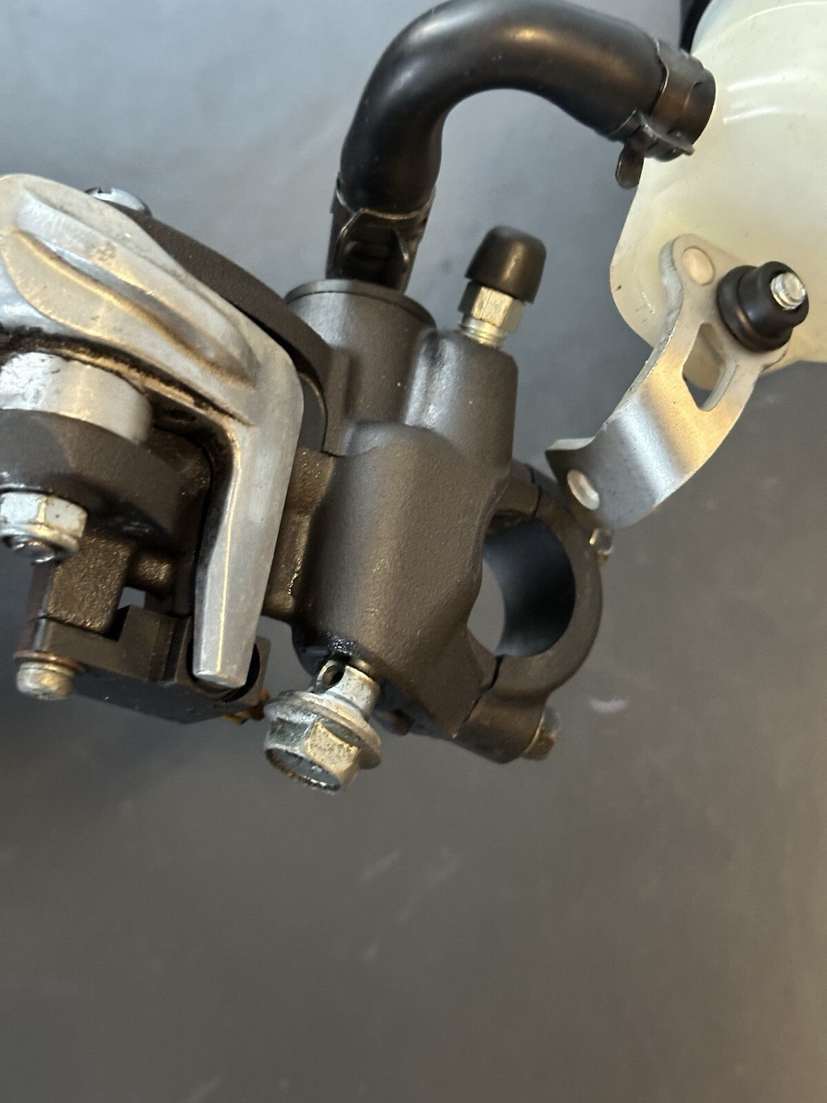 SUZUKI GSX-R GSXR 600 750 L1-L7 Front brake master cylinder handle lever 2011-17