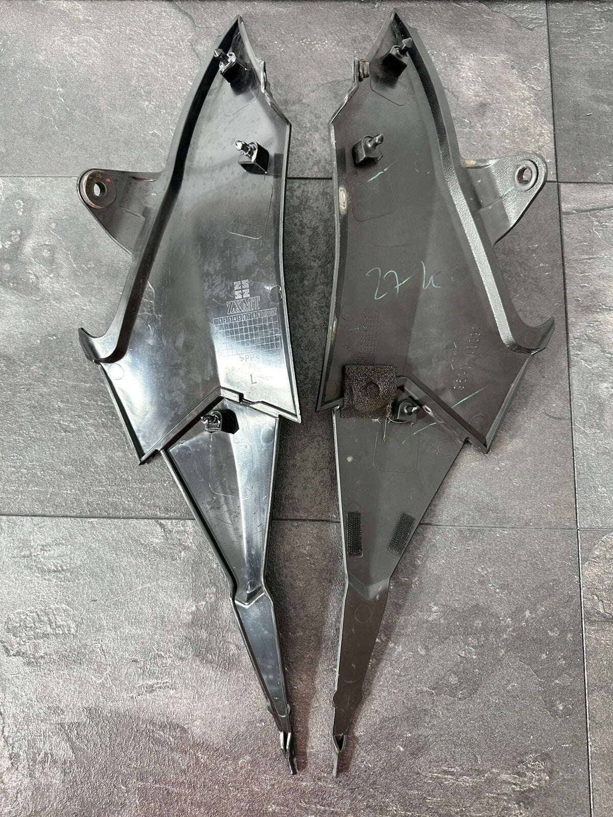 Kawasaki Z800 ABS 2016 Seat Side Fairings Panels 12691 Miles 2013-2018 OEM