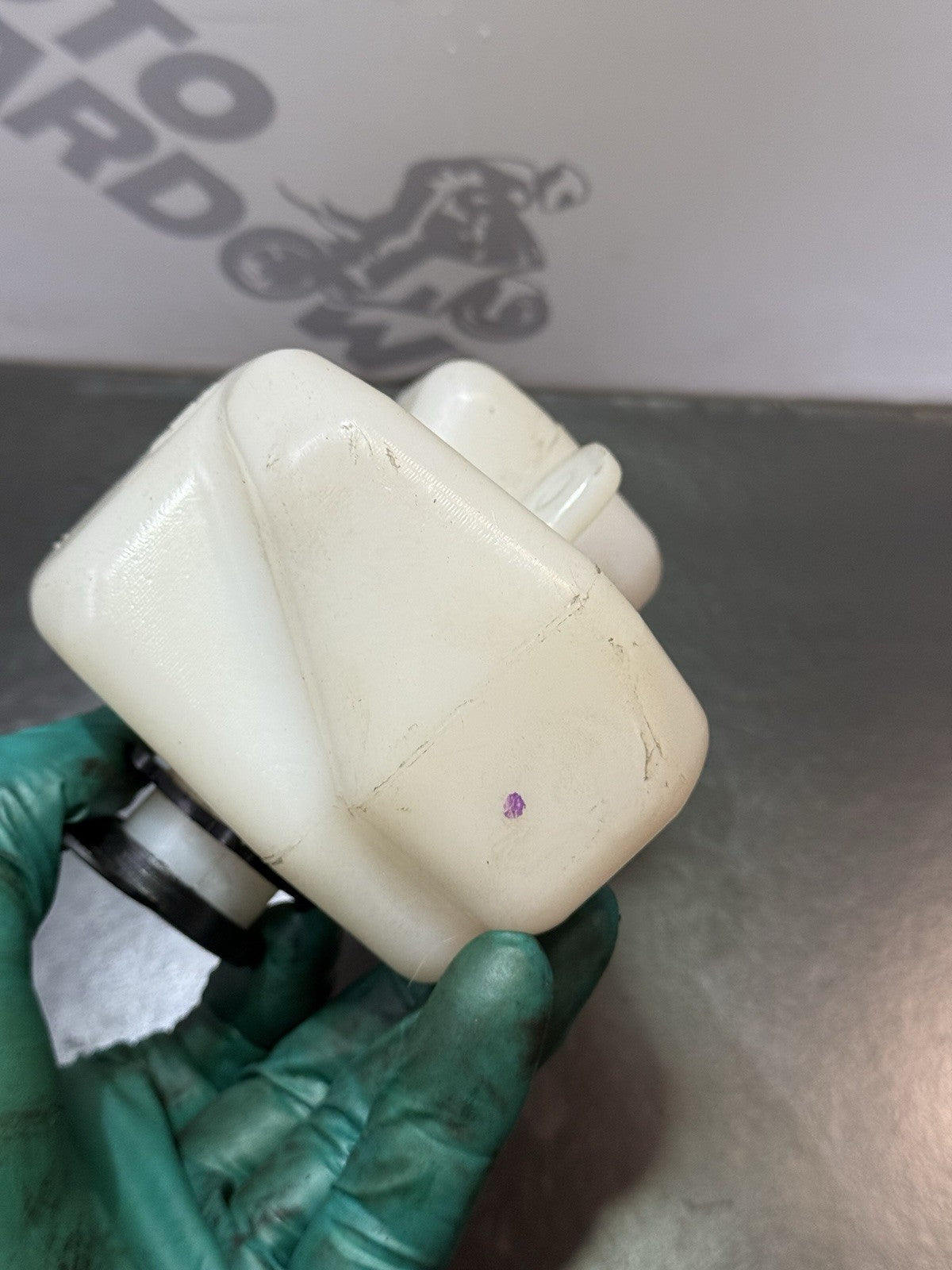 6108b51c-887c-480e-826e-bab1d63bf21c