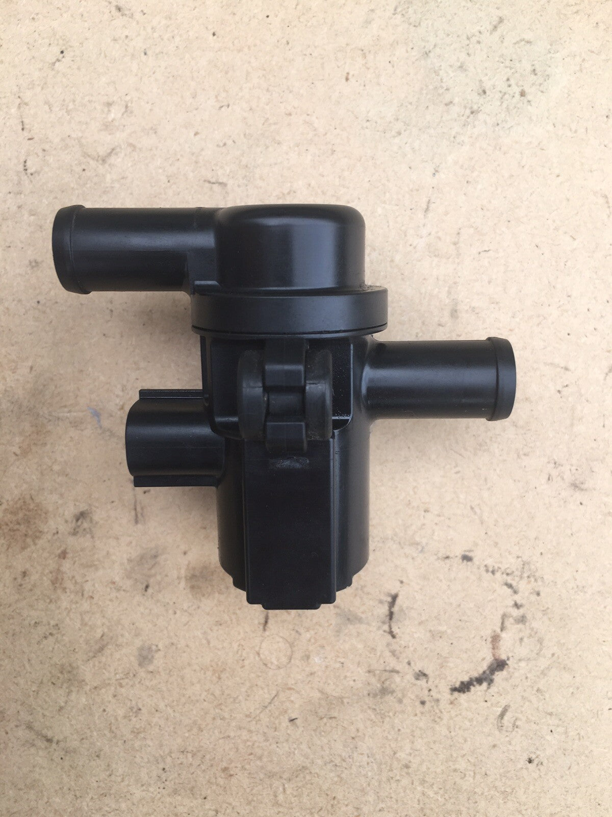 TRIUMPH SPEED TRIPLE 1050 R 2015 Air Valve Engine Breather AIR Valve 1050R Valve