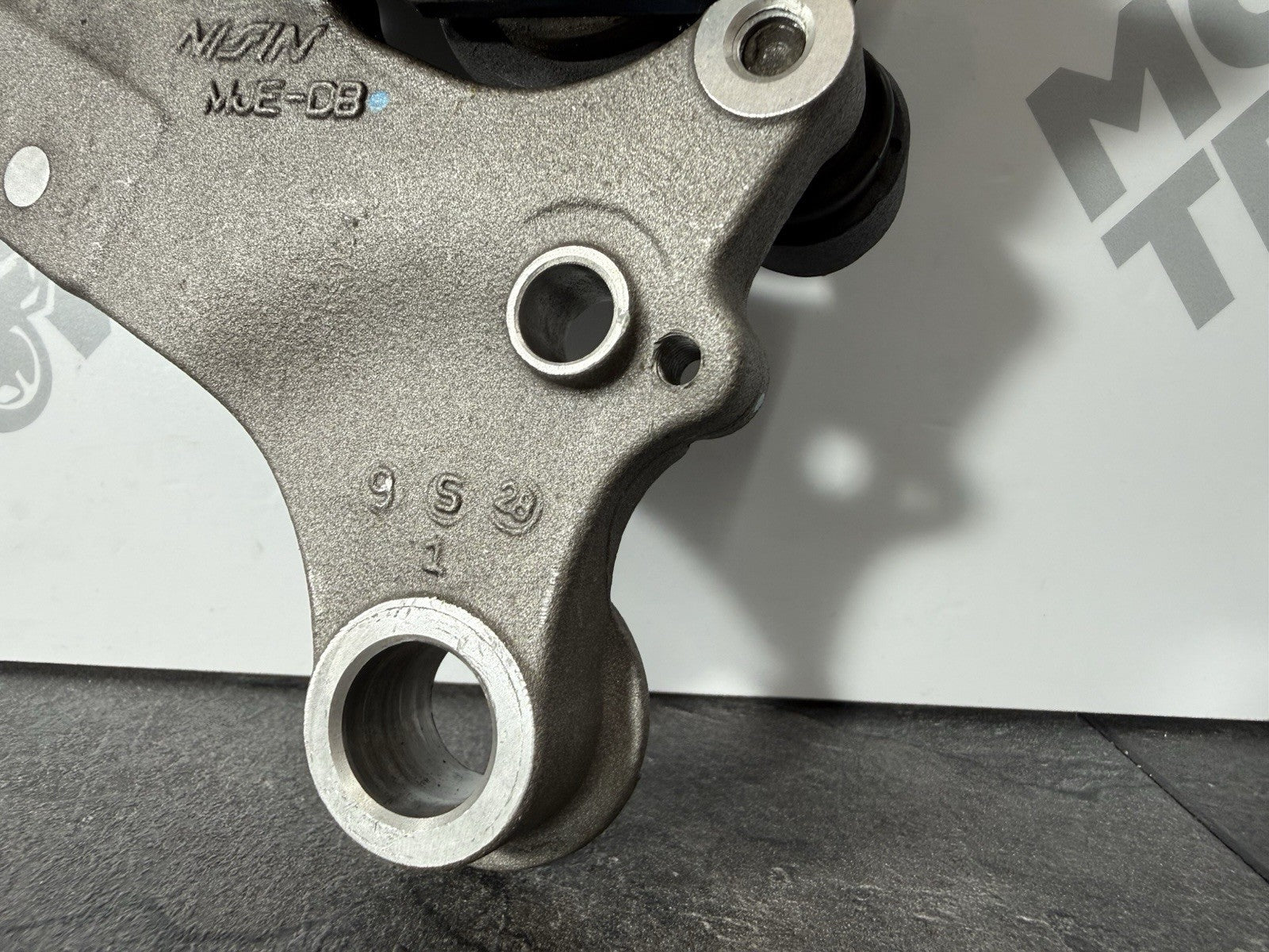 b95cd6ed-a309-4112-9f68-1249023f4b62