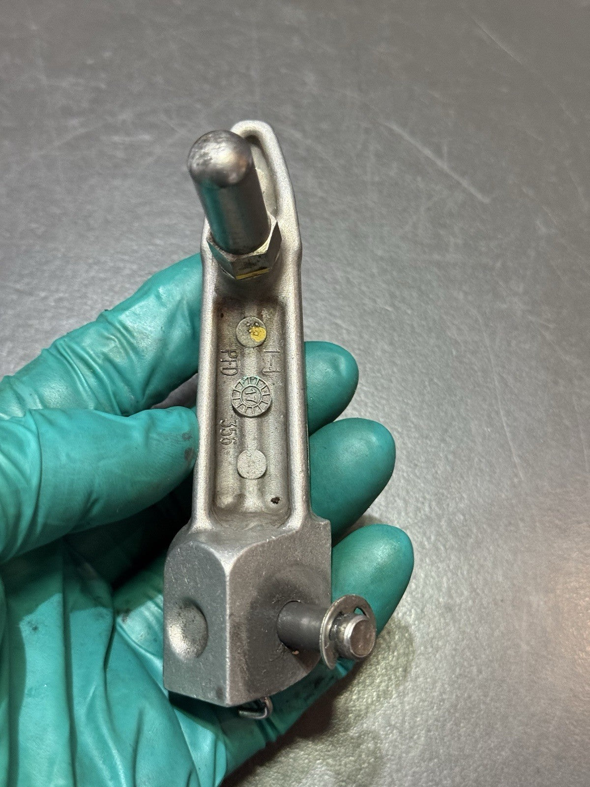 89318495-d868-4feb-bdb8-e04df74fe58a