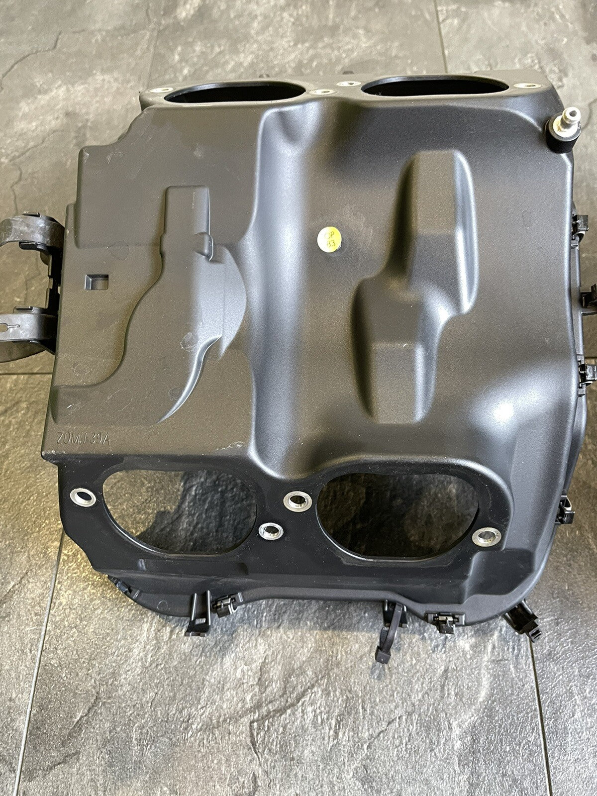 Ducati Panigale V4S V4 2018-2021 Airbox Injector Housing Only 2986 Miles OEM