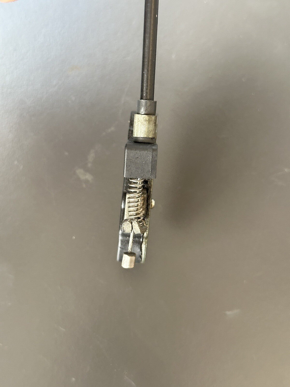 TRIUMPH SPEED TRIPLE 1050 RS 2018-2020 SEAT CATCH AND CABLE SEAT CABLE OEM Cable