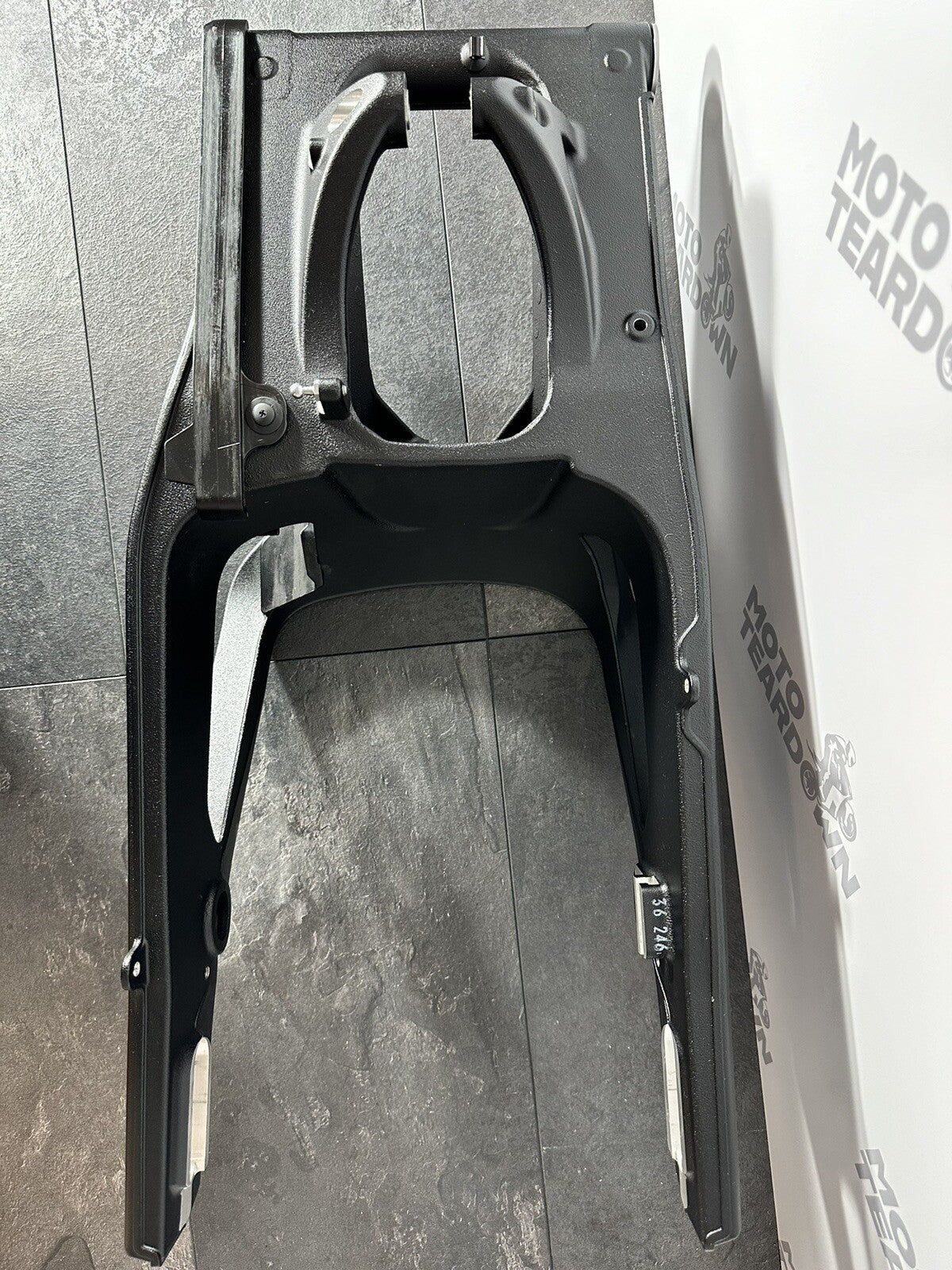 BMW S1000RR 2024 Swingarm Swinging Arm 2019-2025 MM S1000R M1000RR OEM