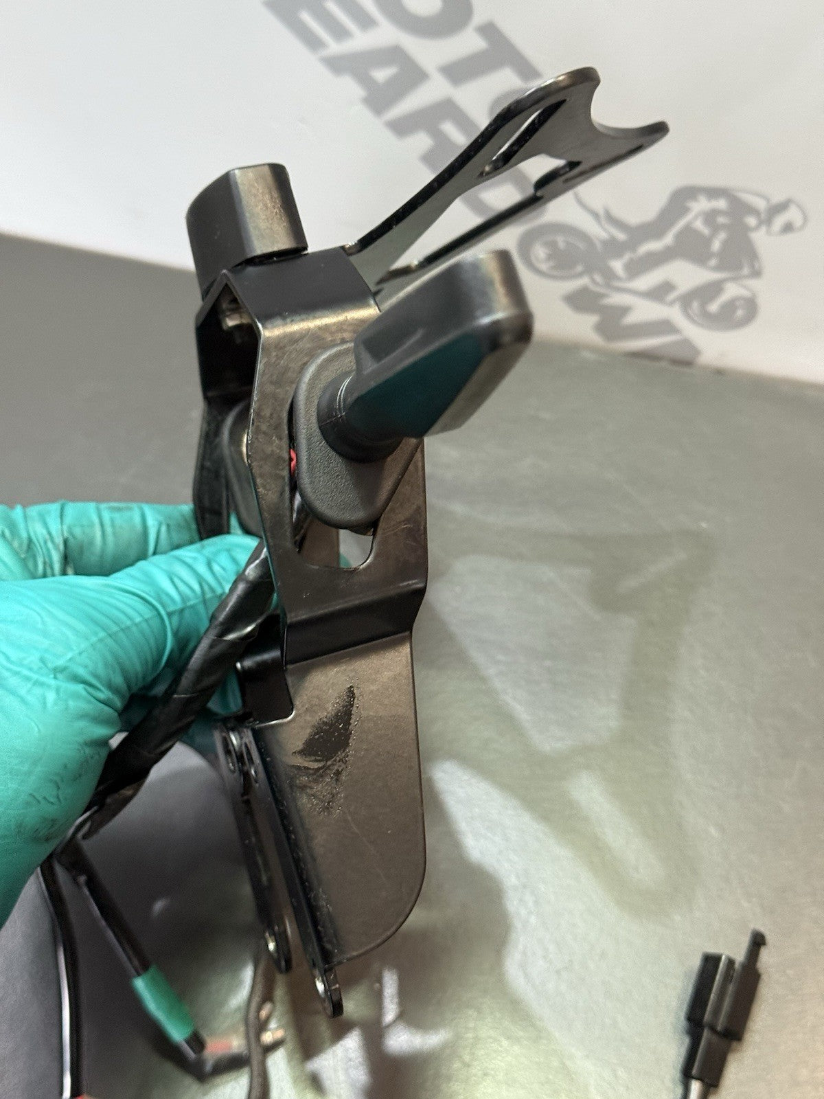 b7d57446-eed9-490a-be14-c3cc879d07b0