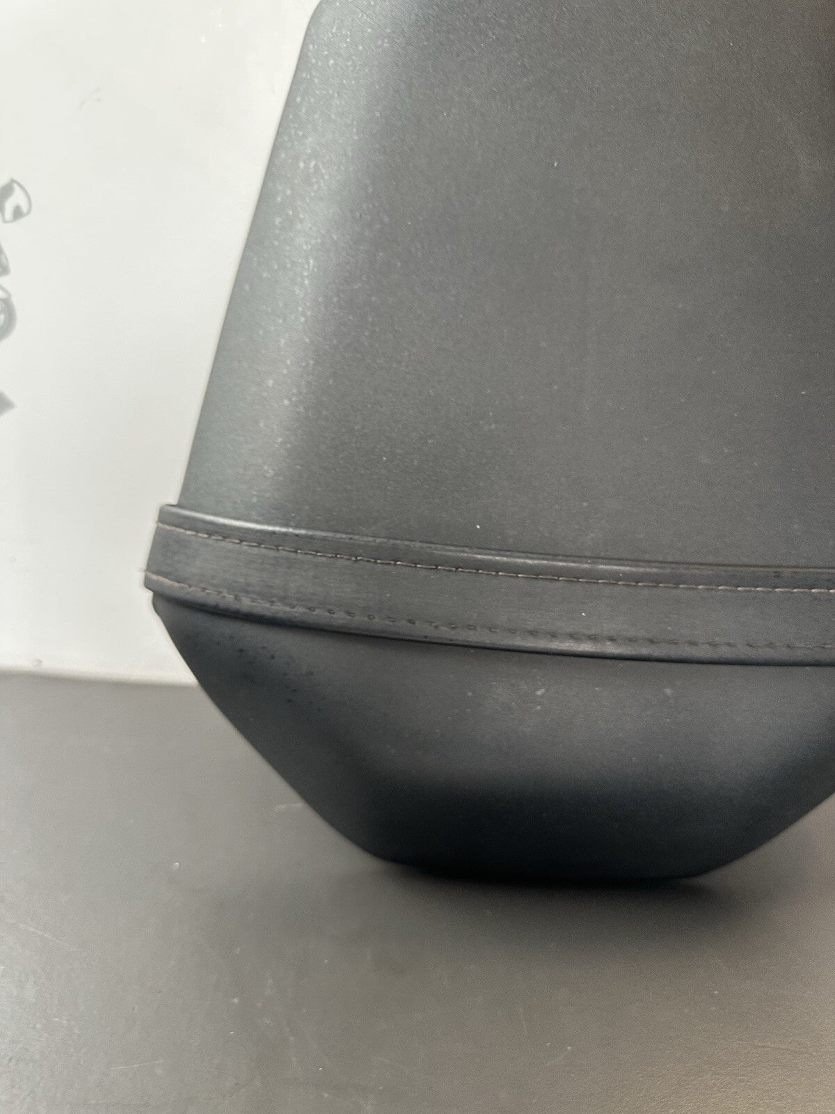 Yamaha MT-07 MT07 Rear pillion passenger seat saddle Genuine OE 2014 - 2017 TORN