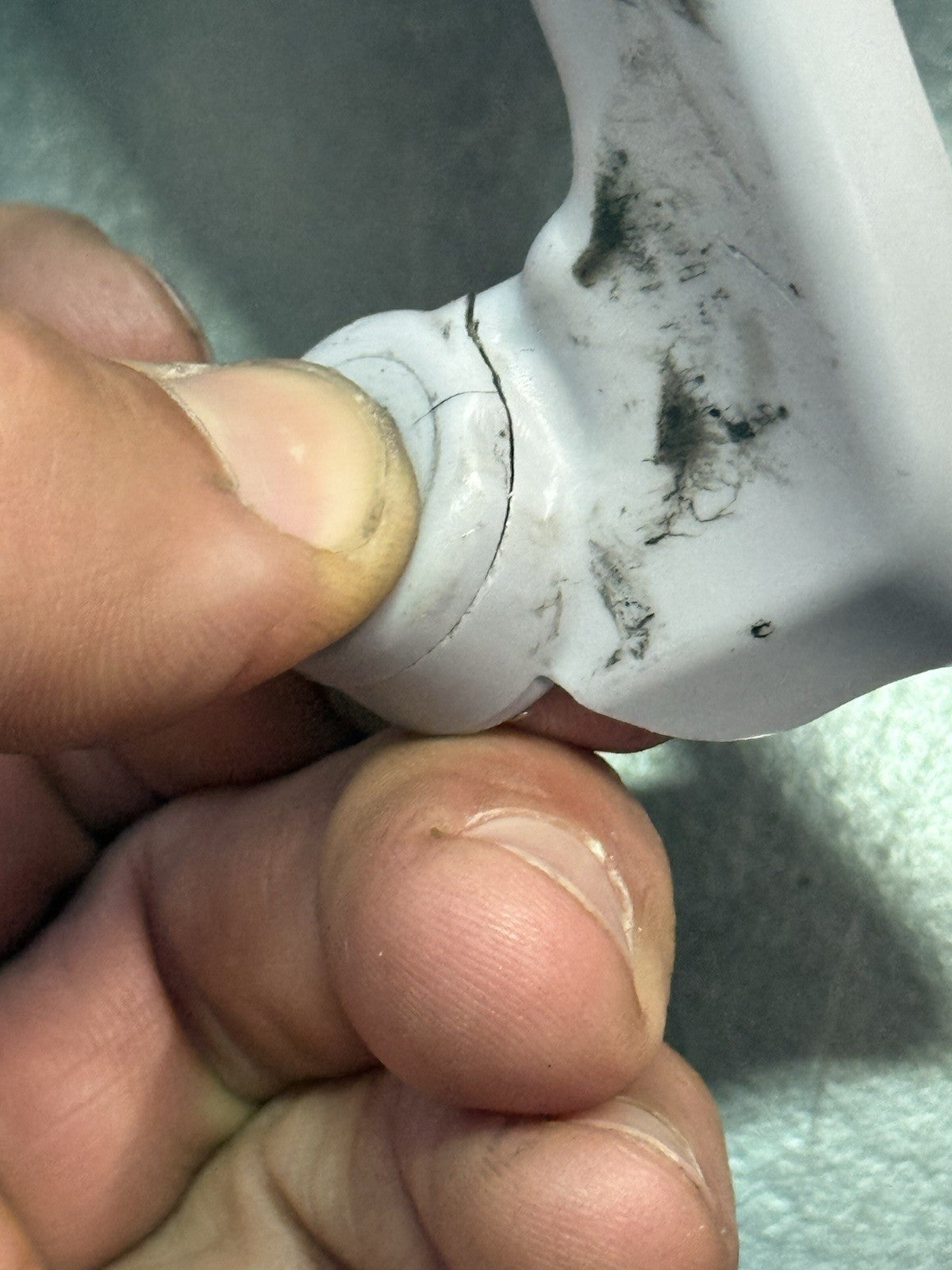 b5d27ac6-8ead-4e3b-98f0-35293a25ddd6