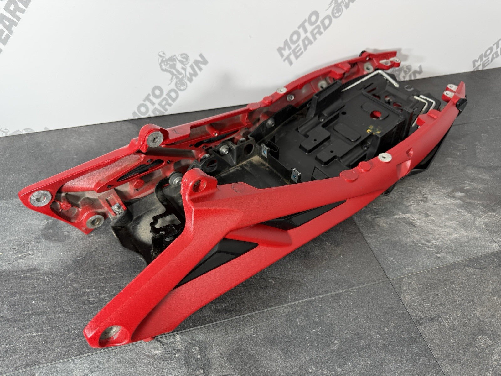 e3fd2af1-1416-4783-8acd-2e80e227635b