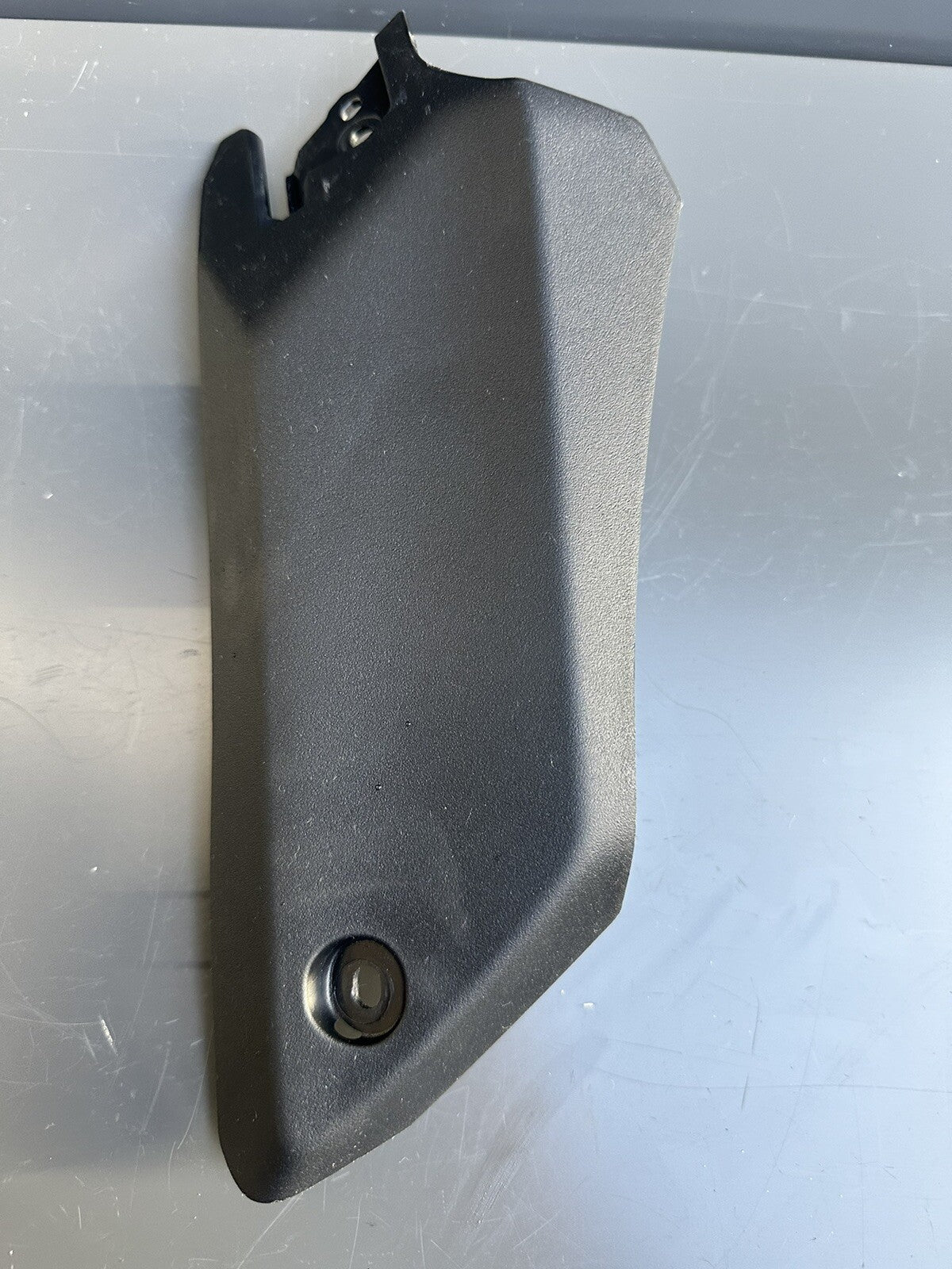 Yamaha Yzf R7 Yzf690 2022-2023 Front Left Side Under Seat Infill Fairing OEM