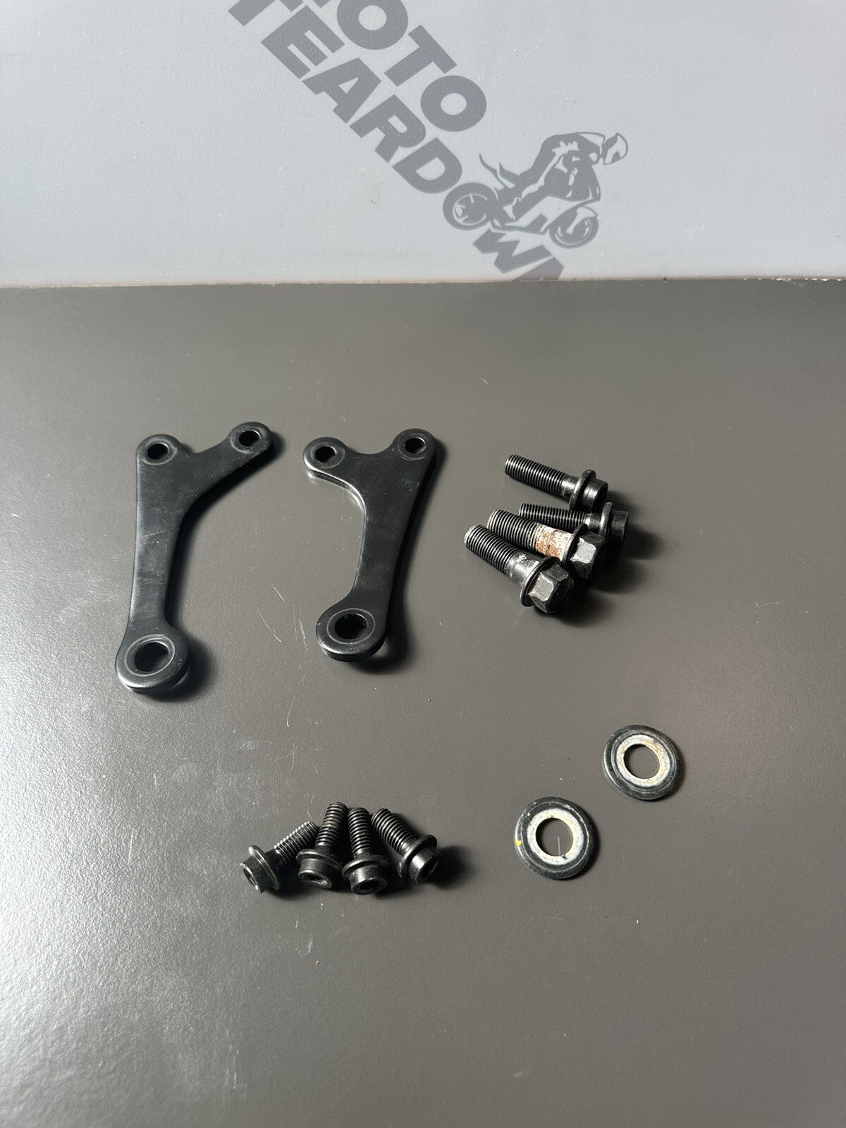 bolts & brackets for a Yamaha MT07 2022 MT07 Engine Mount Bolts NOT COMPLETE SET
