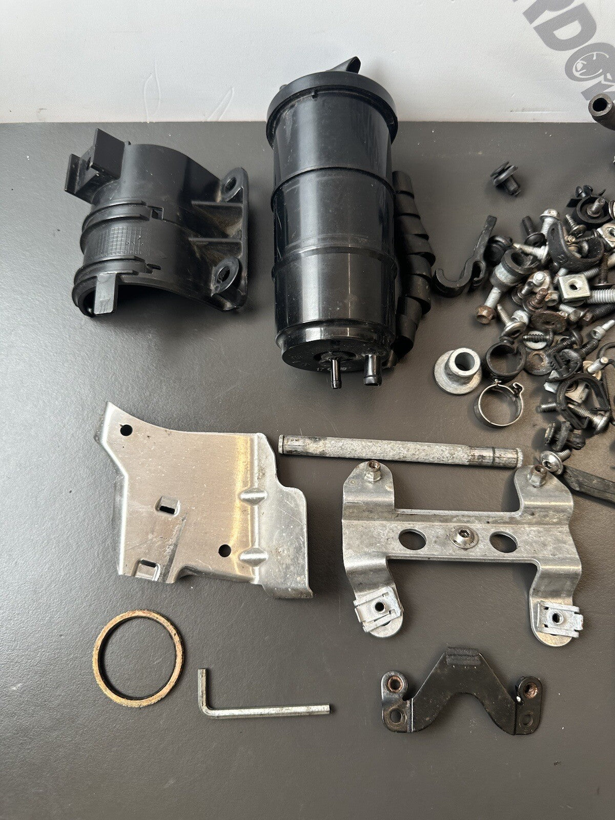 Aprilia Tuono V4 1100 Job Lot Bolts Screws Clips Fixings RSV4 2017 Tuono Job Lot