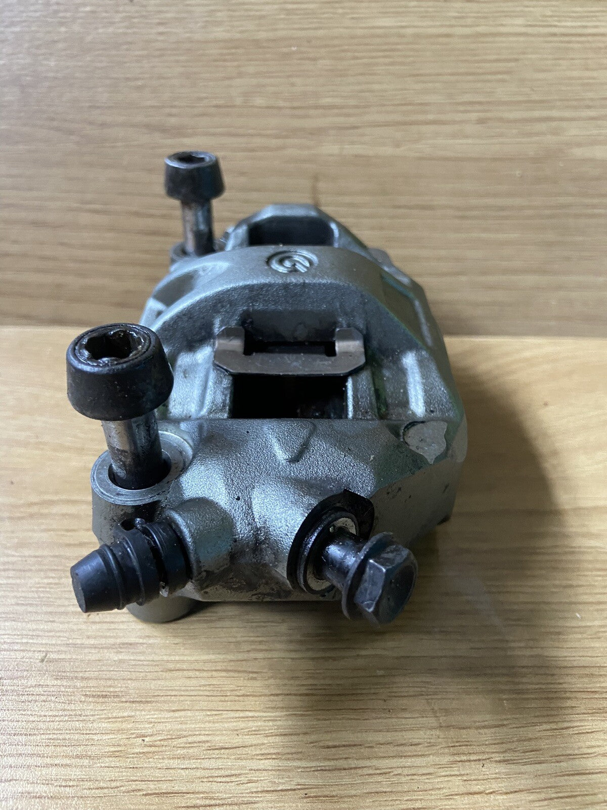 Triumph Street Triple 765 RS BREMBO FRONT BRAKE CALIPERS Brembo Monobloc M50 OEM