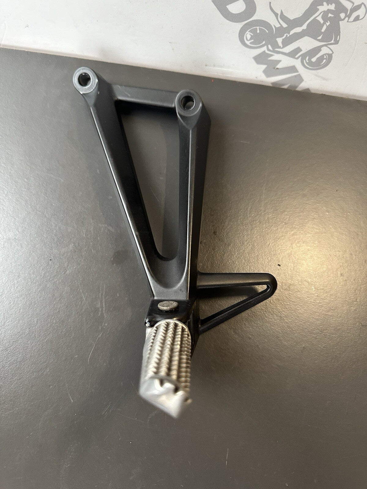 YAMAHA MT-03 Left Rear Foot Hanger YAMAHA MT03 Left Pillion Hanger LT Foot OEM