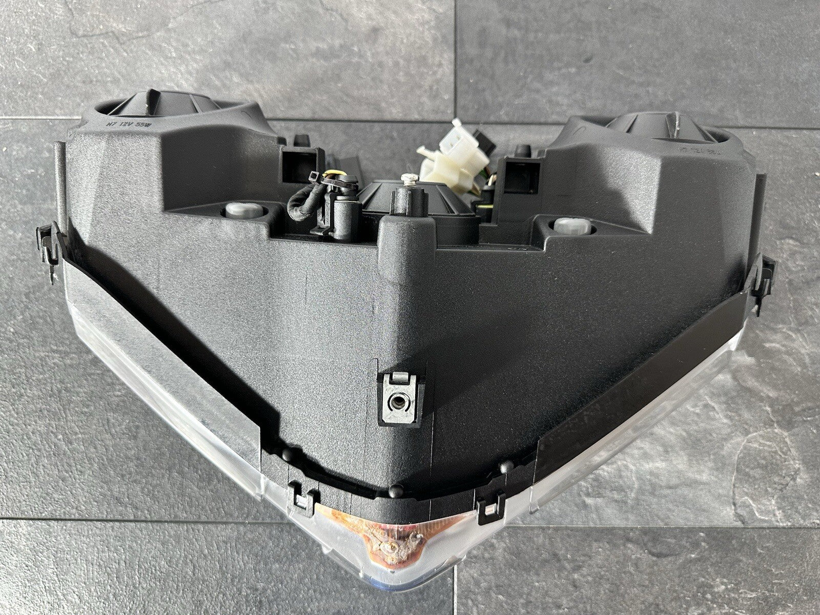 Aprilia RSV4 RF 1000 2016 Headlight Assembly Light Cluster 2015-2020 OEM Tuono